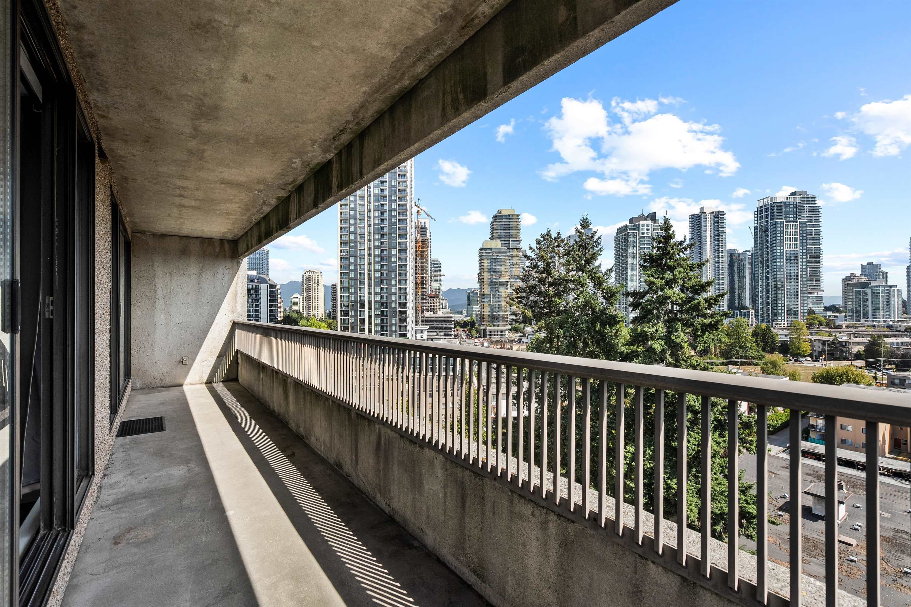 1205 - 6595 Willingdon Avenue, Burnaby, V5H 4E5 — photo 4