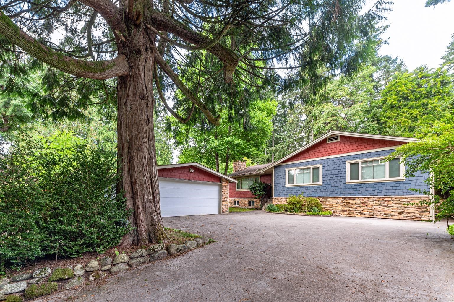 1130 Handsworth Road, North Vancouver, V7R 2A8 — photo 3
