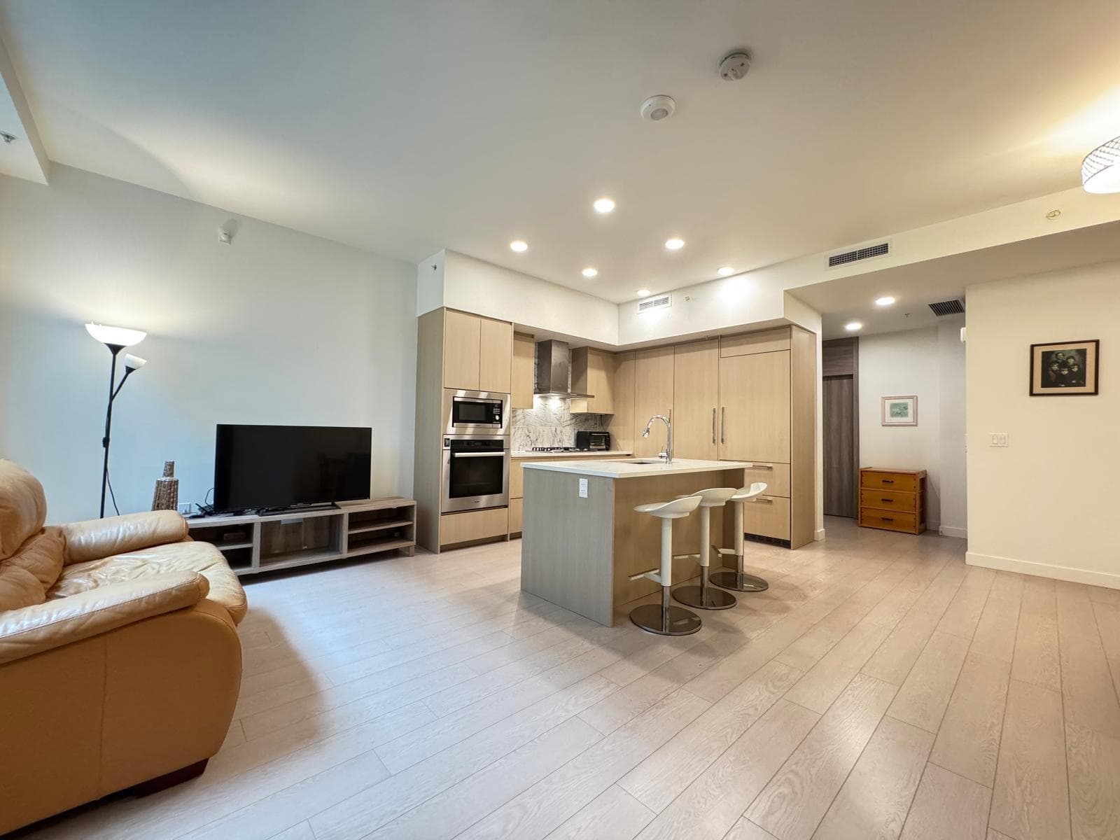 8180 Nunavut Lane, Vancouver, V5X 0H3 — photo 3