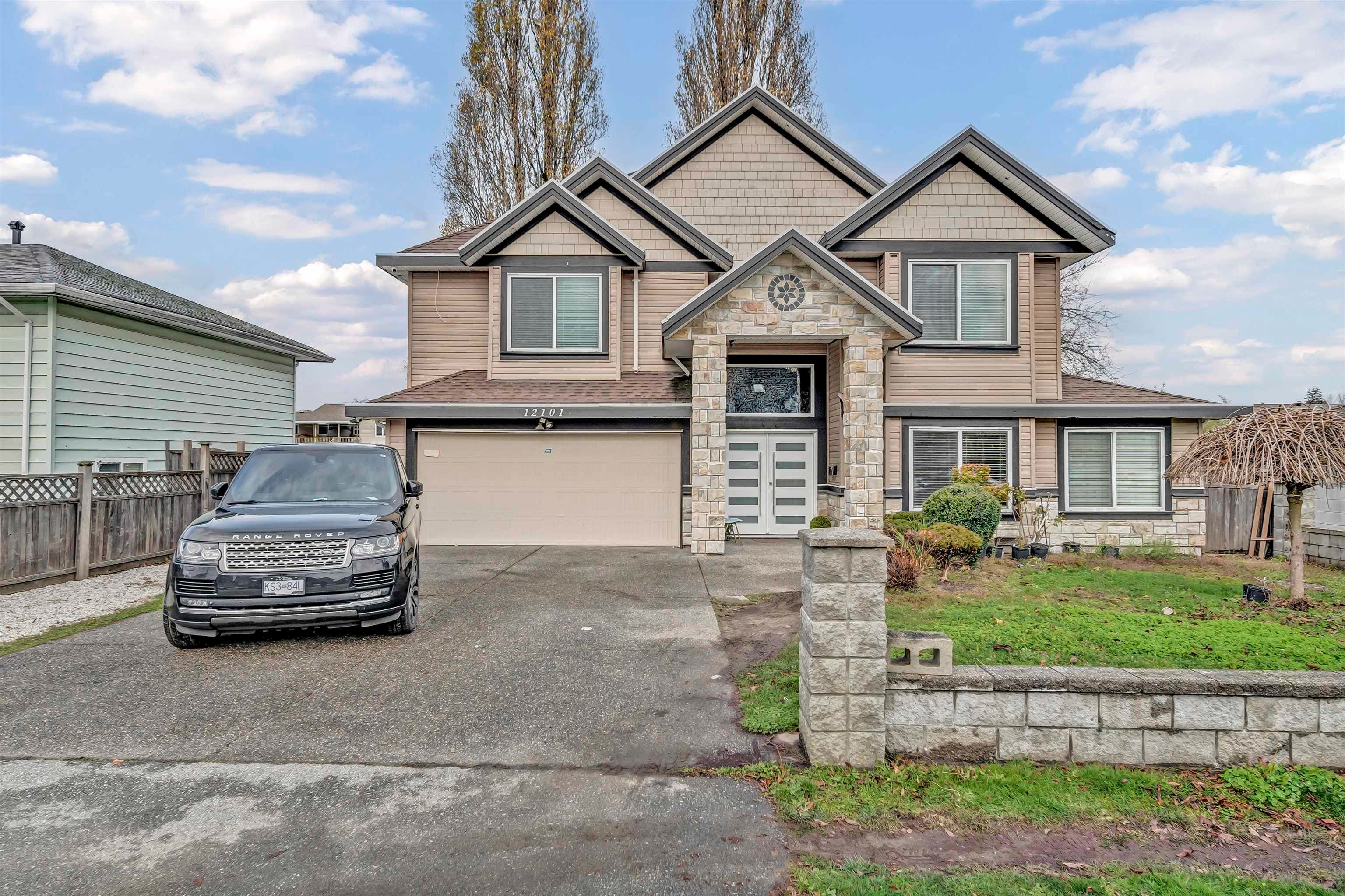 12101 84 Avenue, Surrey, V3W 3G4 — photo 1