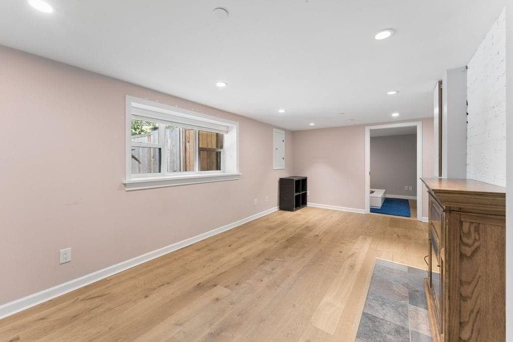 Garden - 3401 Fleming Street, Vancouver, V5N 3V7 — photo 5
