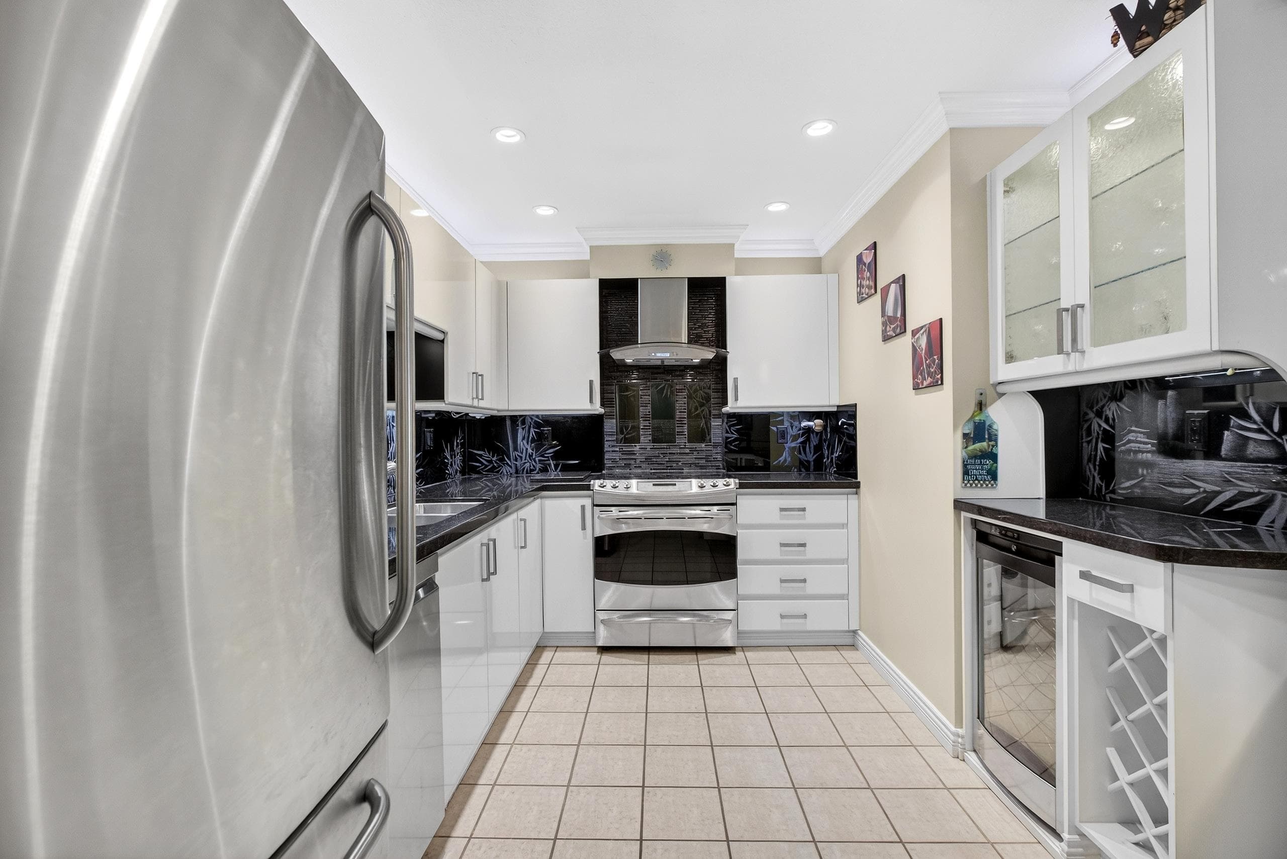 205 - 15140 29a Avenue, Surrey, V4P 3B1 — photo 3
