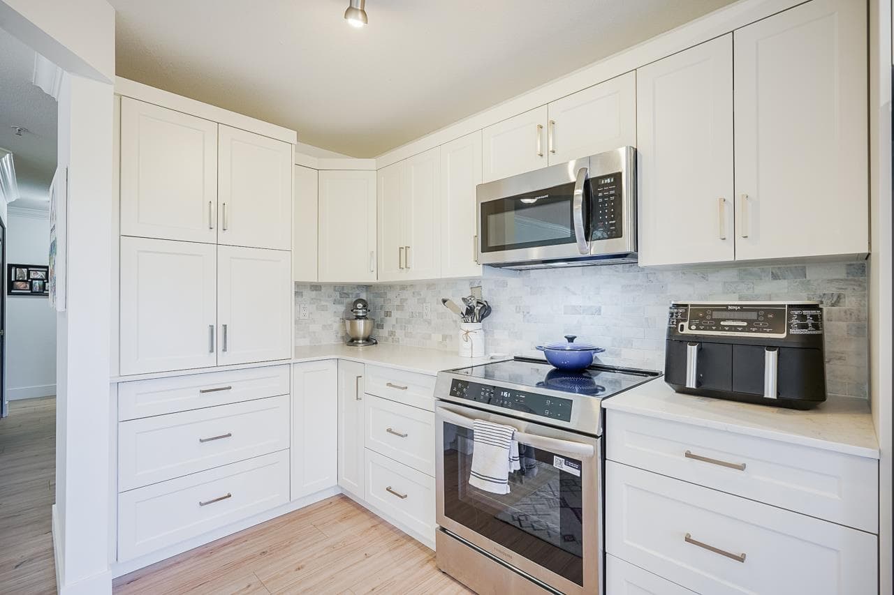208 - 32075 George Ferguson Way, Abbotsford, V2T 2K7 — photo 1