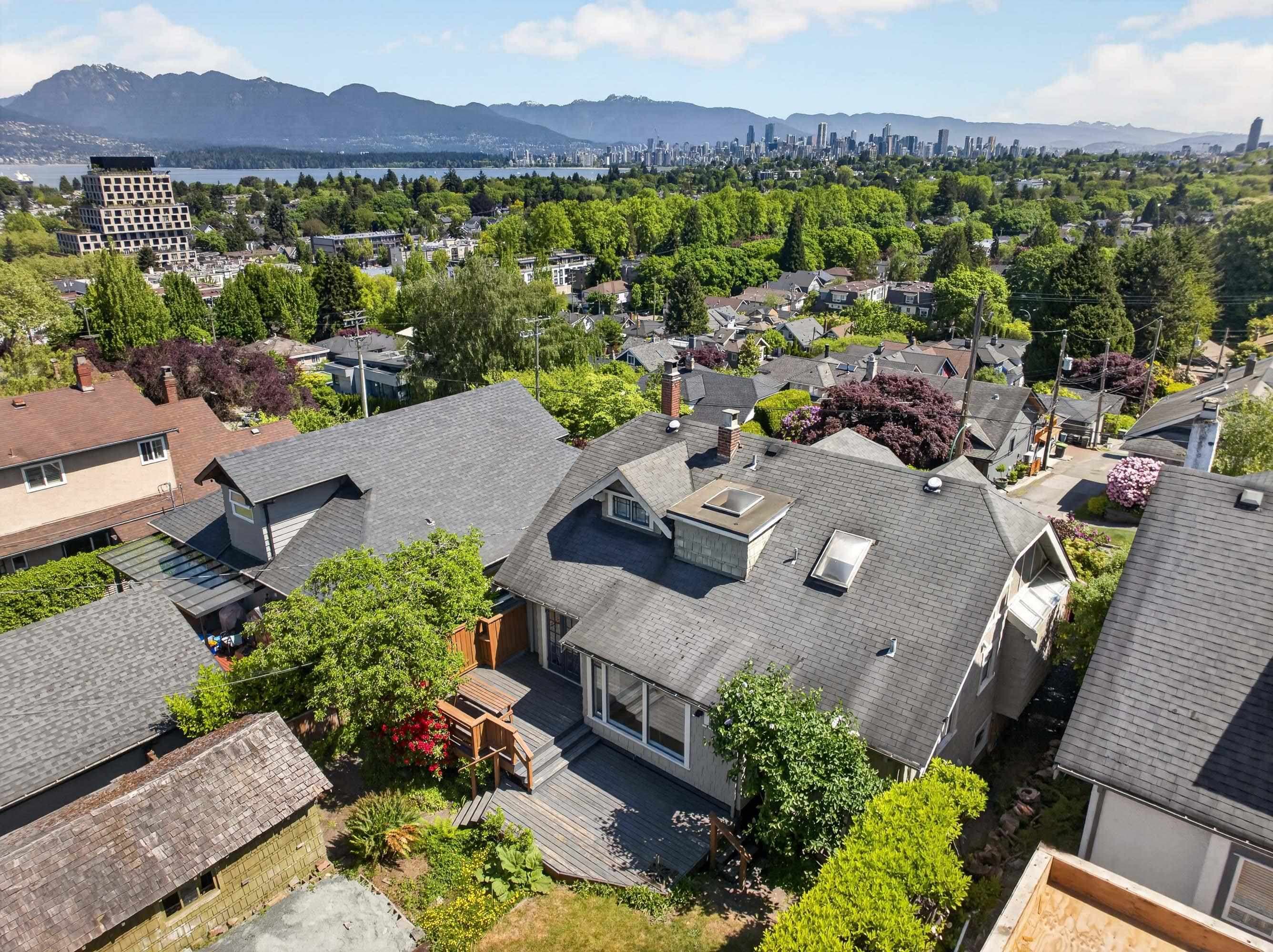 2849 Highbury Street, Vancouver, V6R 3T7 — photo 2