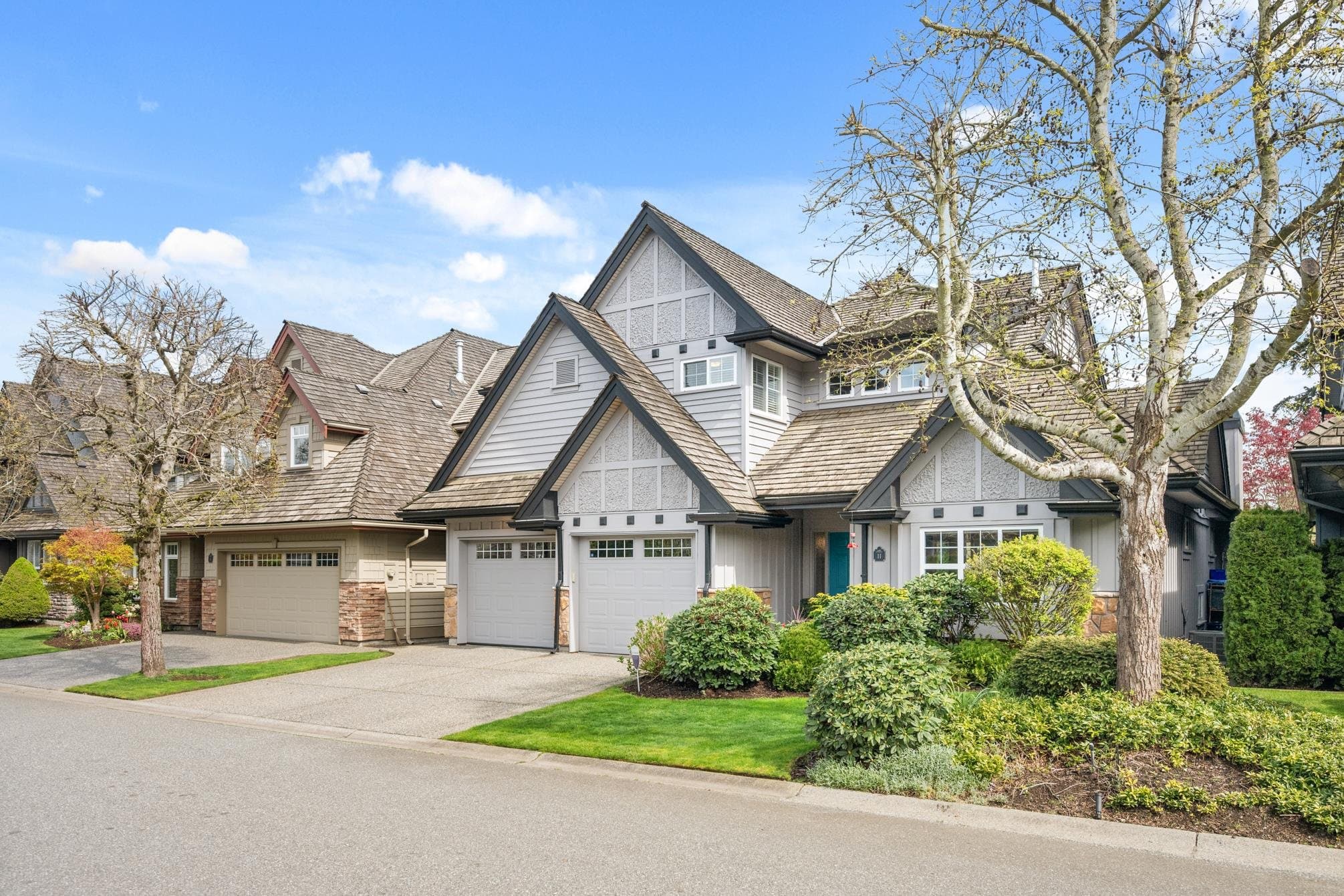 11 - 3300 157a Street, Surrey, V3Z 2P2 — photo 1