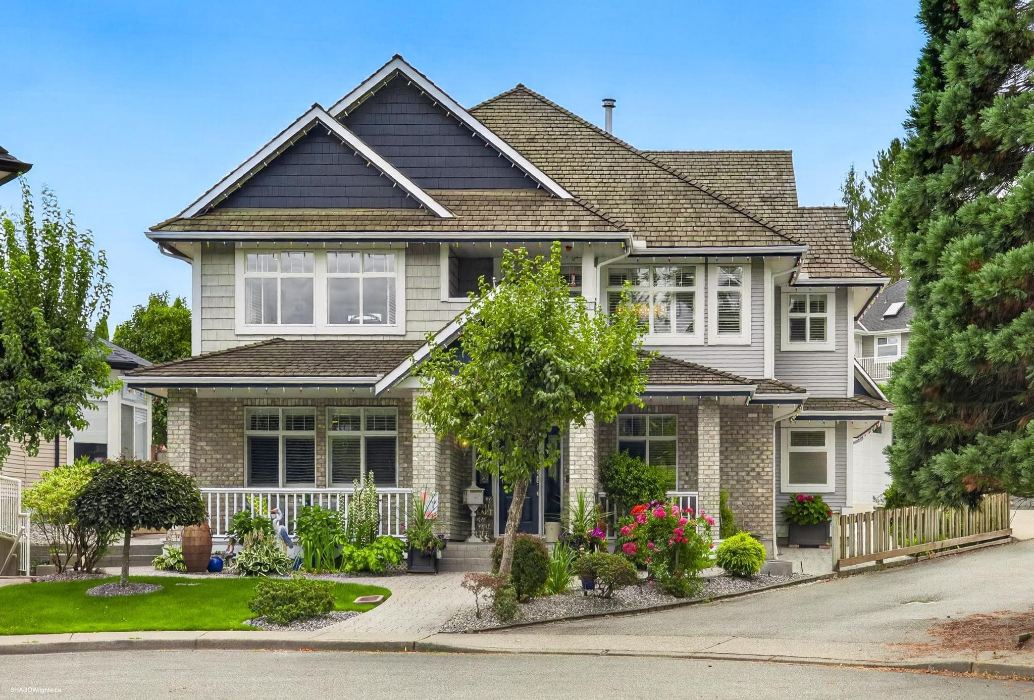 21612 Monahan Court, Langley, V3A 8N1 — photo 1
