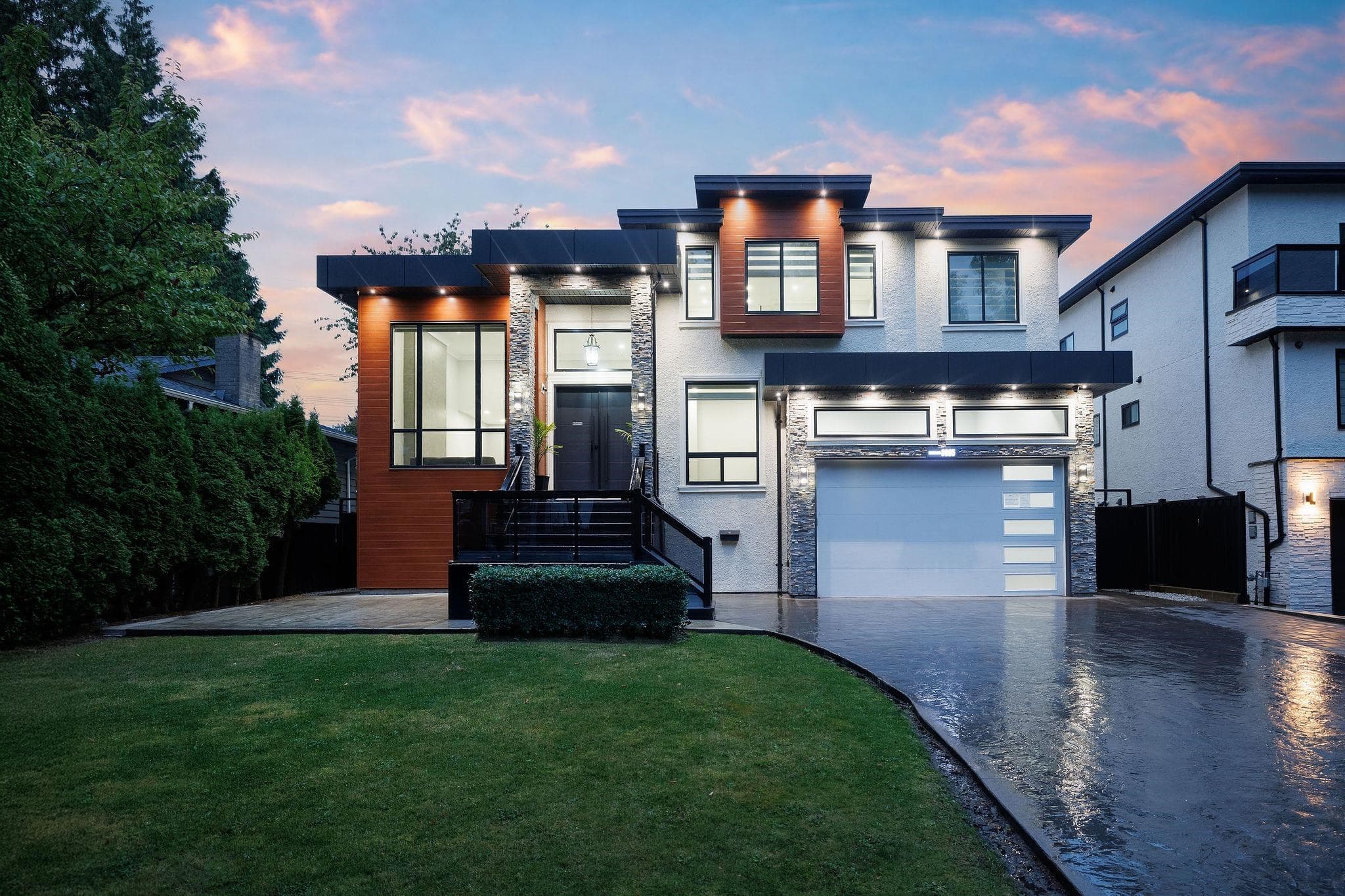 8995 Queen Mary Boulevard, Surrey, V3V 6R2 — photo 1
