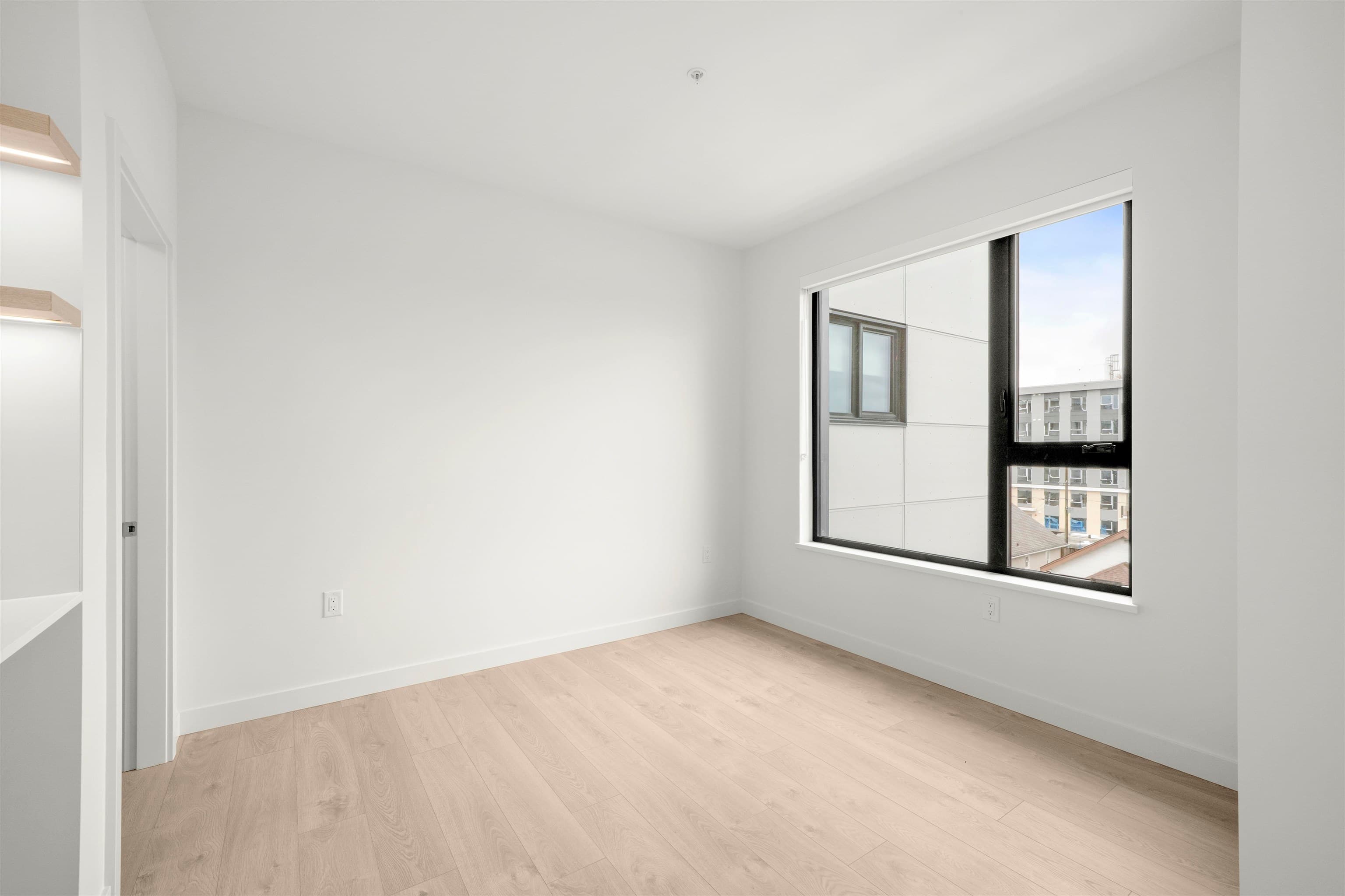 408 - 4928 Quebec Street, Vancouver, V5W 0G6 — photo 4