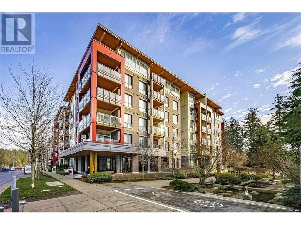 400 - 3581 Ross Drive, Vancouver