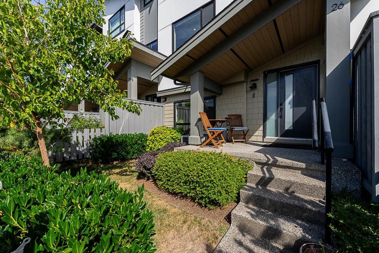 26 - 16589 25 Avenue, Surrey, V3Z 9W9 — photo 3