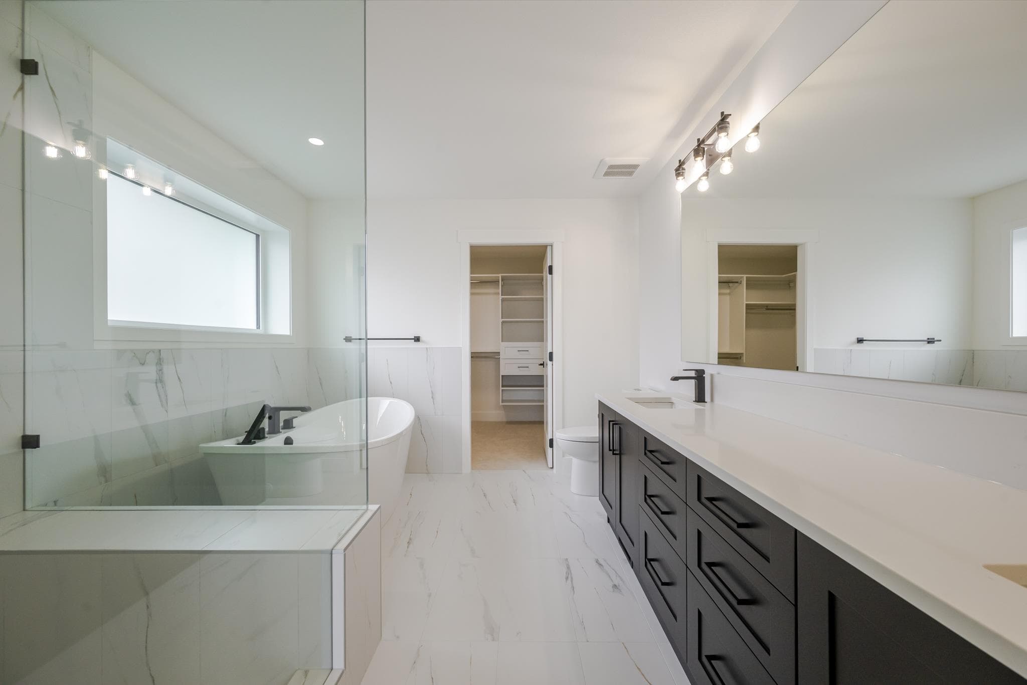 3593 Mee Place, Coquitlam, V3E 0P2 — photo 3