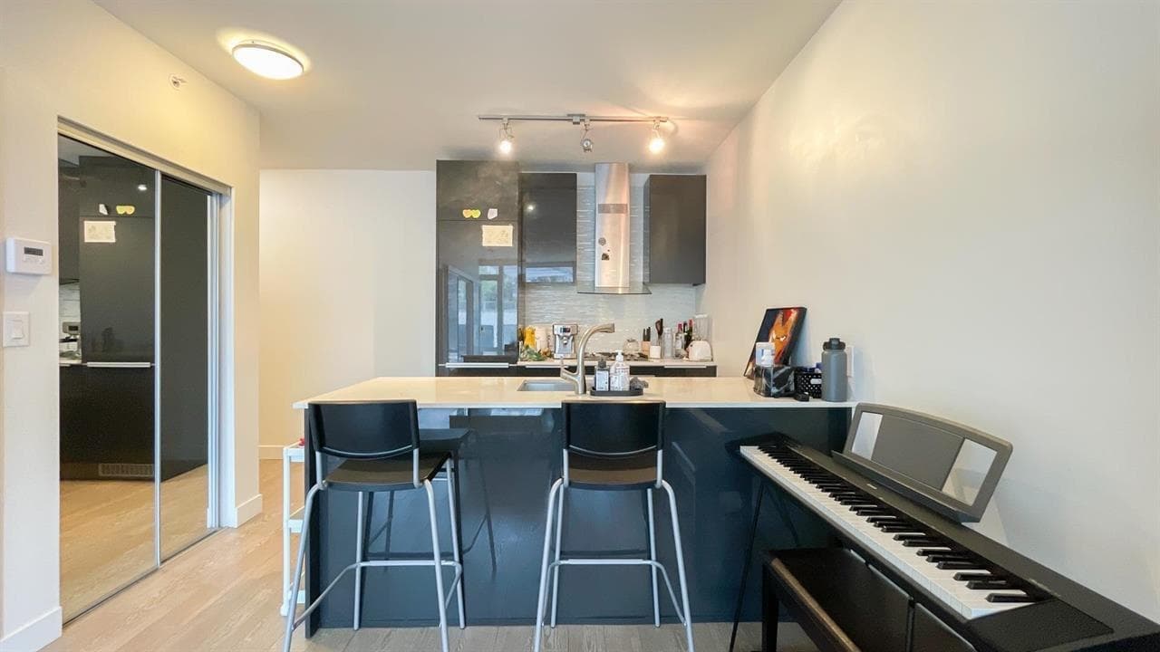 80X - 1283 Howe Street, Vancouver, V6A 0E9 — photo 2