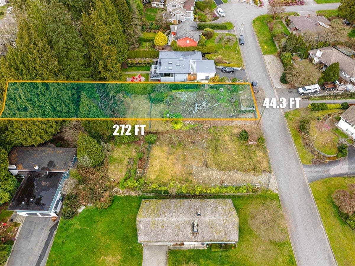 360 Duncan Street, Coquitlam, V3K 5B5 — photo 1