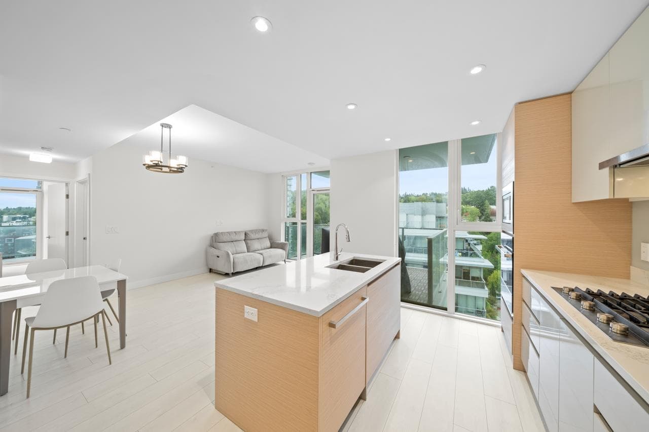 1302 - 3538 Sawmill Crescent, Vancouver