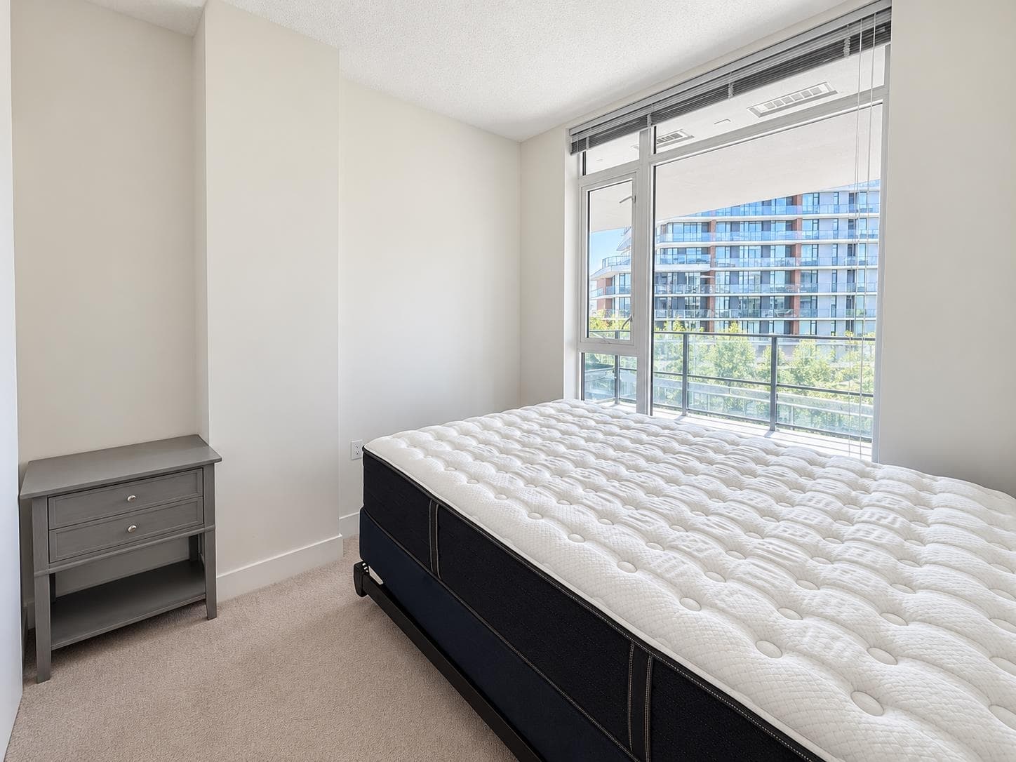 614 - 8855 University Crescent, Burnaby, V5A 0C8 — photo 4