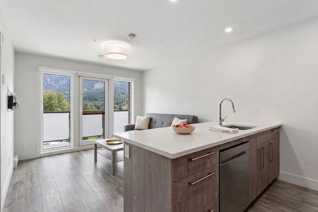 314 - 7350 Crabapple Court, Pemberton, V0N 2L1 — photo 2