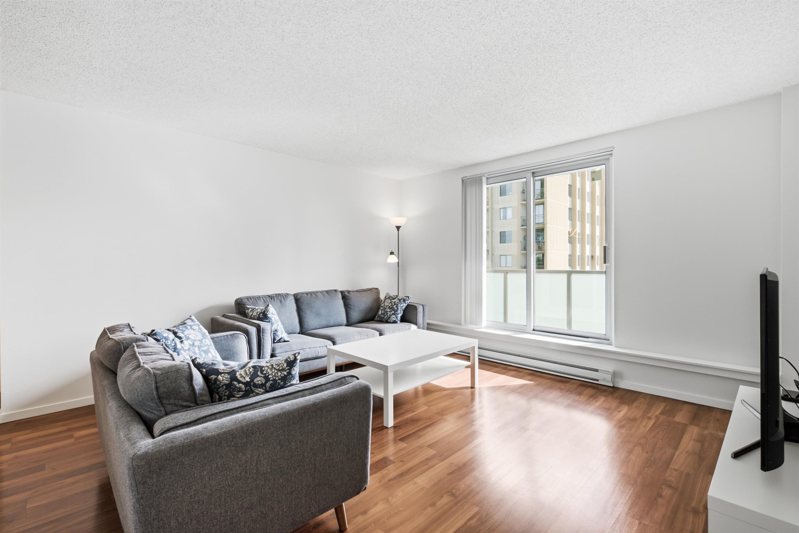 1602 - 9541 Erickson Drive, Burnaby, V3J 7N8 — photo 3