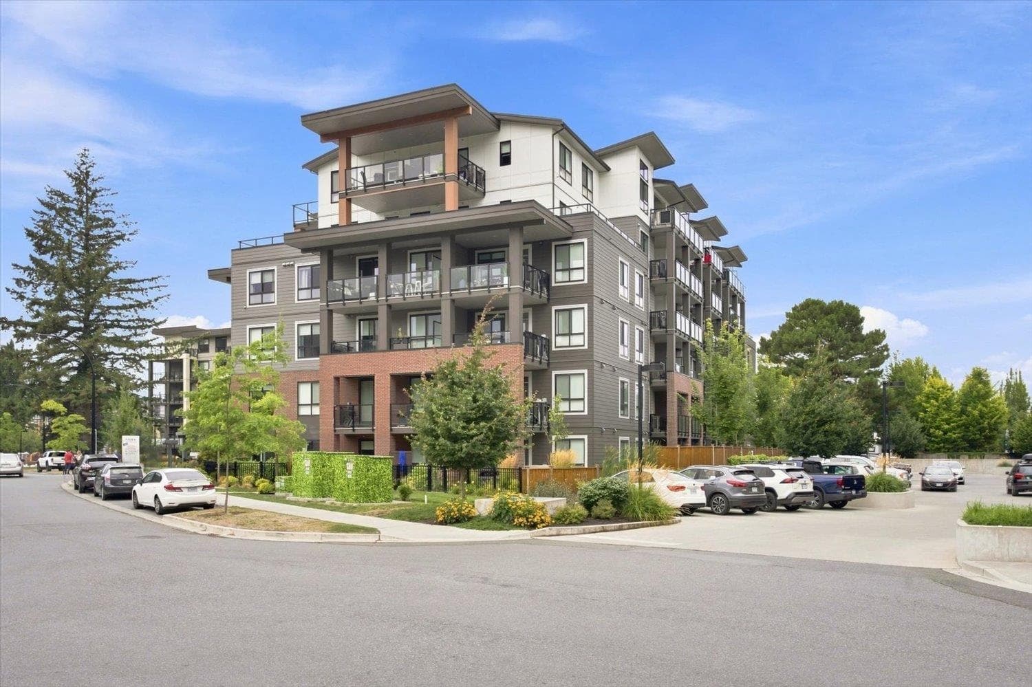 410 - 45511 Campus Drive, Chilliwack, V2R 6K8 — photo 4