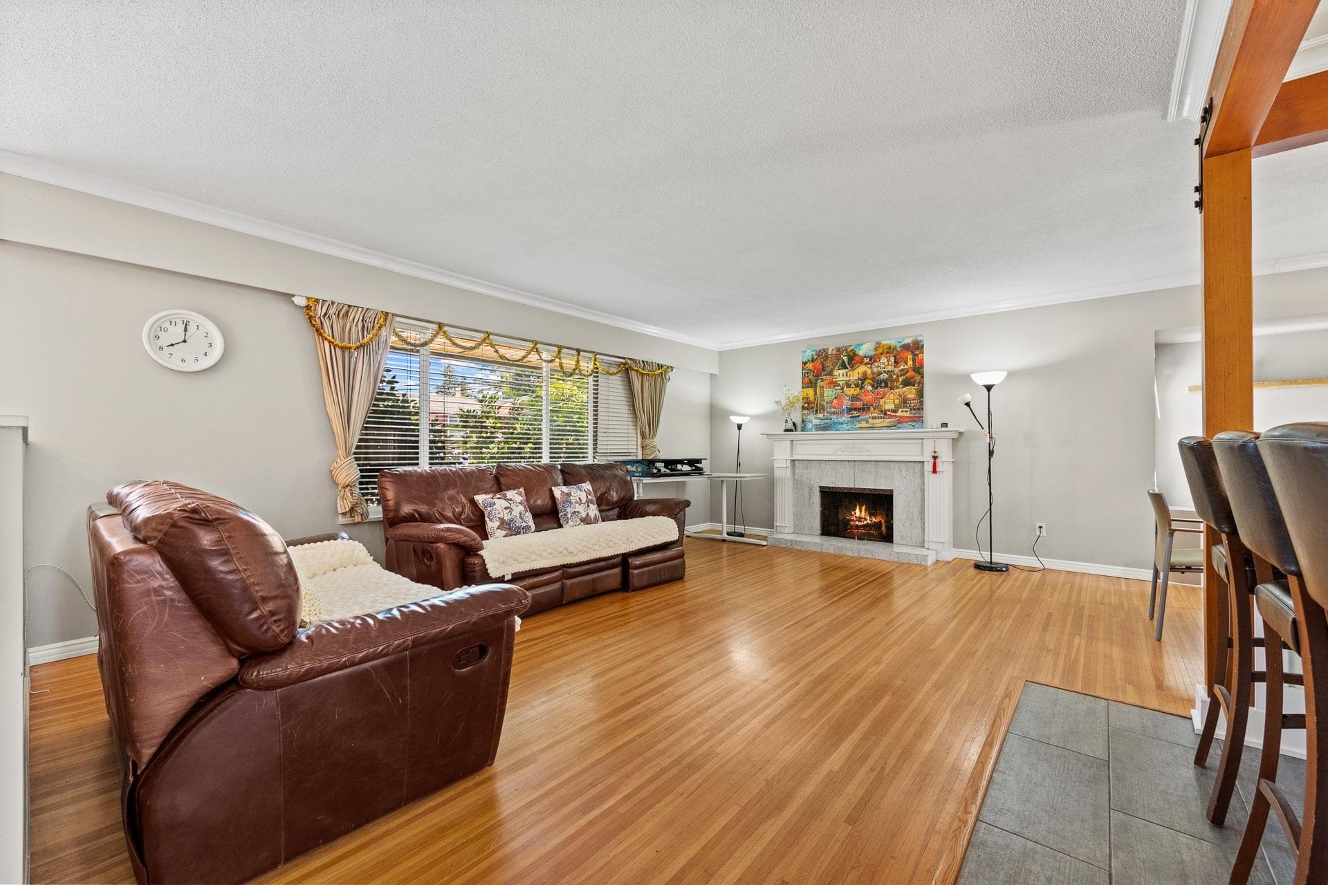 1594 Elinor Crescent, Port Coquitlam, V3C 2Y9 — photo 3