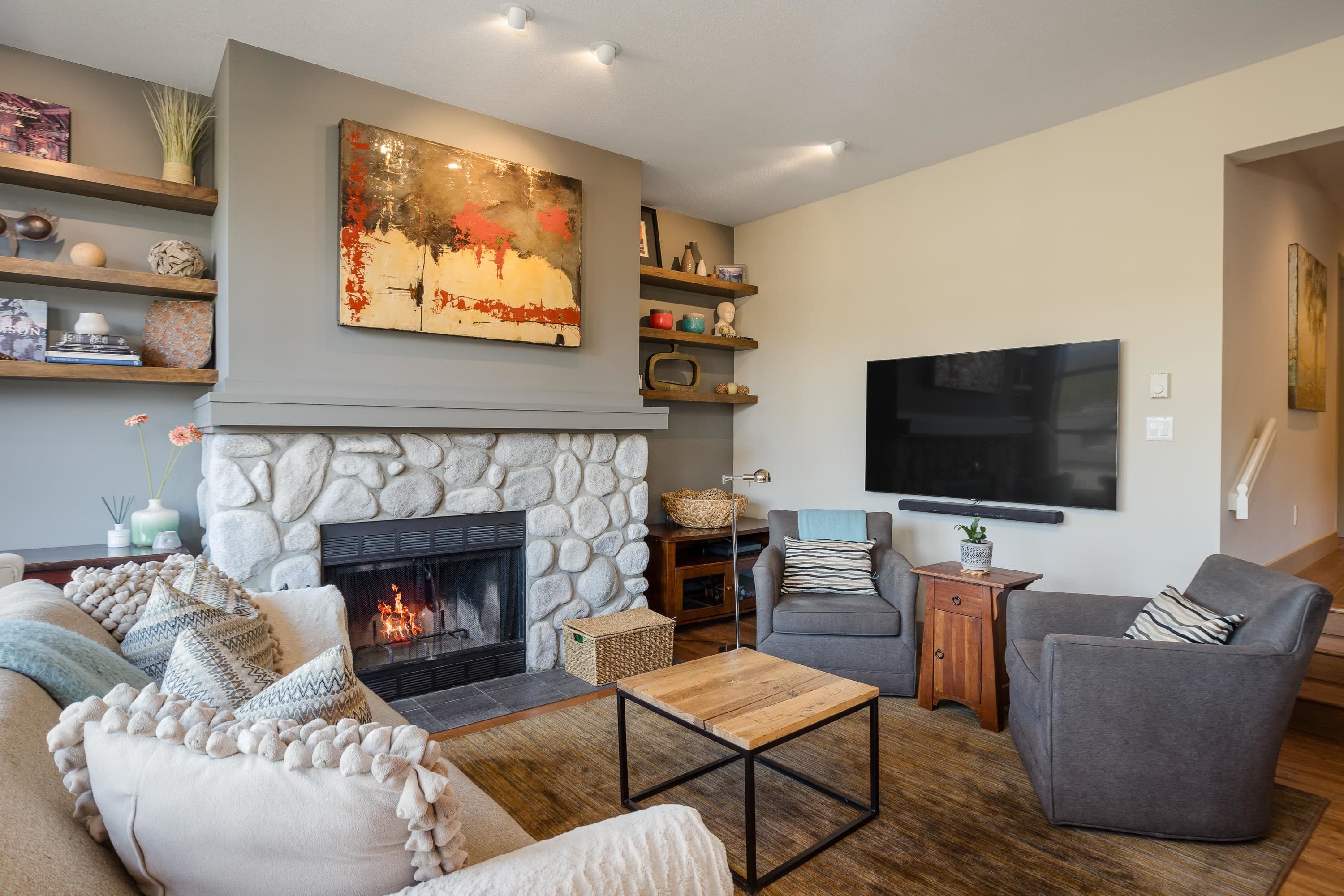 23 - 4644 Blackcomb Way, Whistler, V8E 0H2 — photo 3