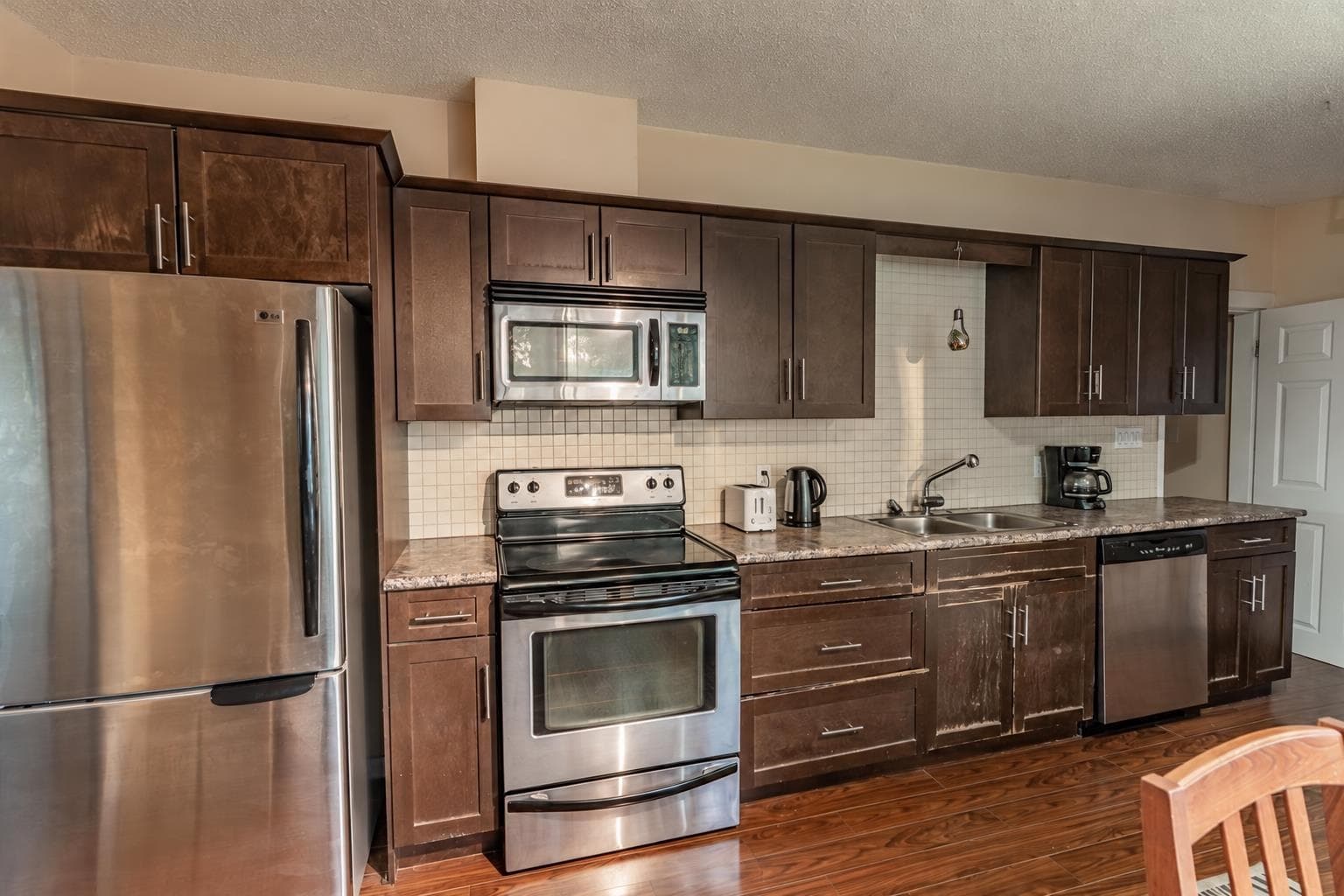 9704 131 Street, Surrey, V3T 3P3 — photo 4