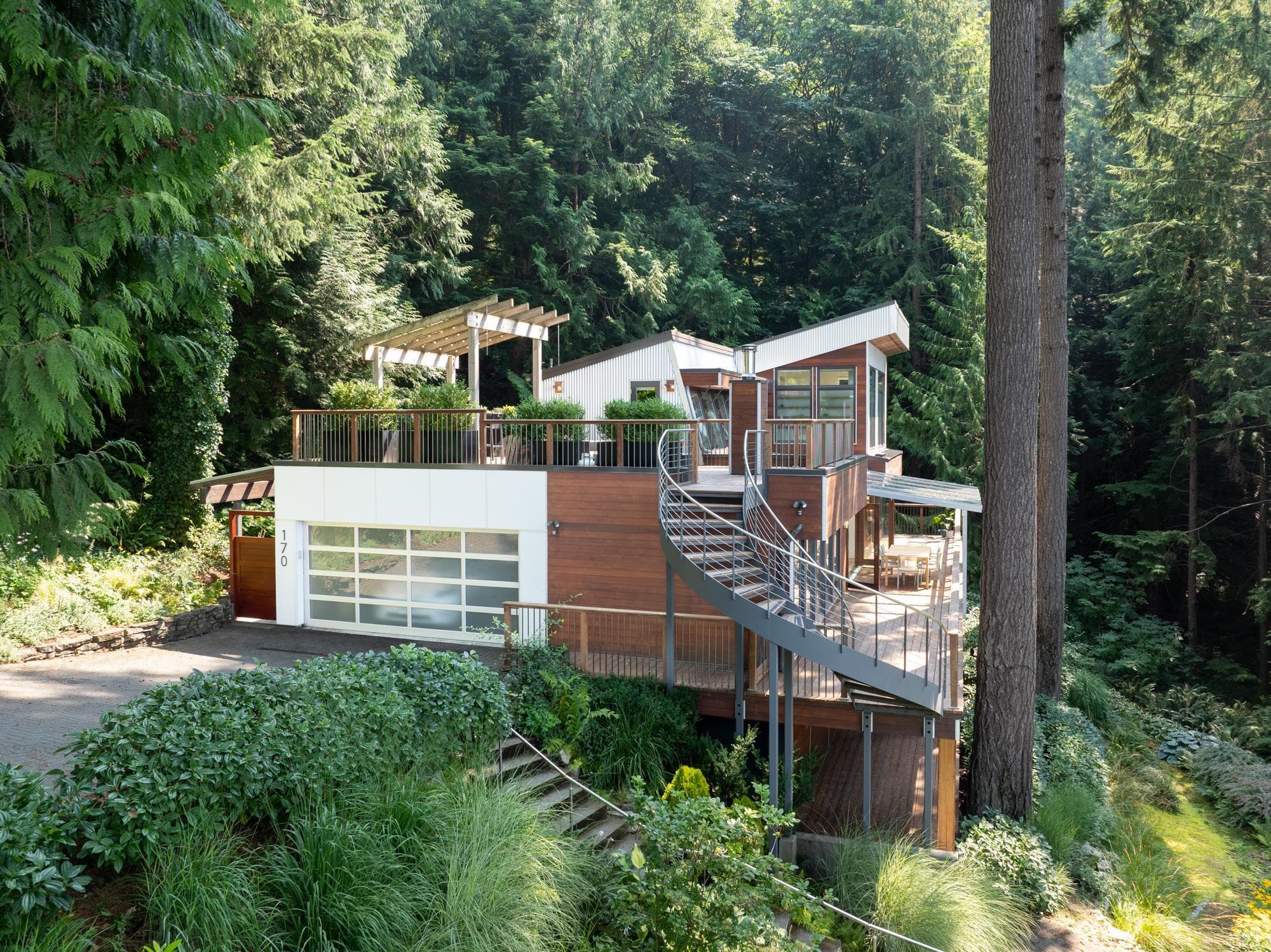 170 Sunset Drive, Lions Bay, V0N 2E0 — photo 3