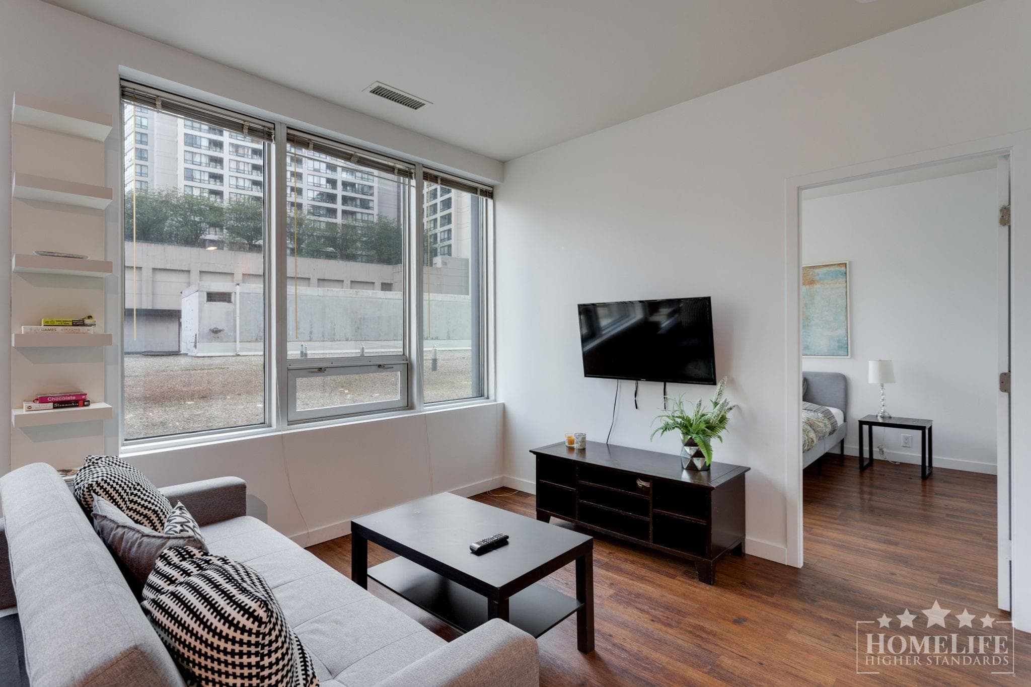 309 - 989 Nelson Street, Vancouver, V6Z 2S1 — photo 4