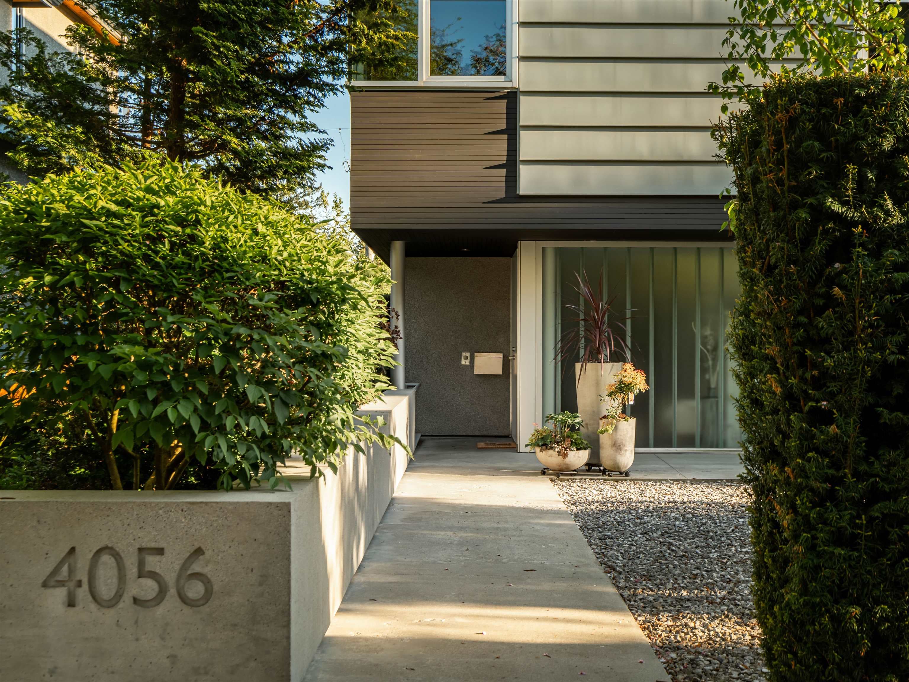 4056 W 36th Avenue, Vancouver, V6N 2S9 — photo 2