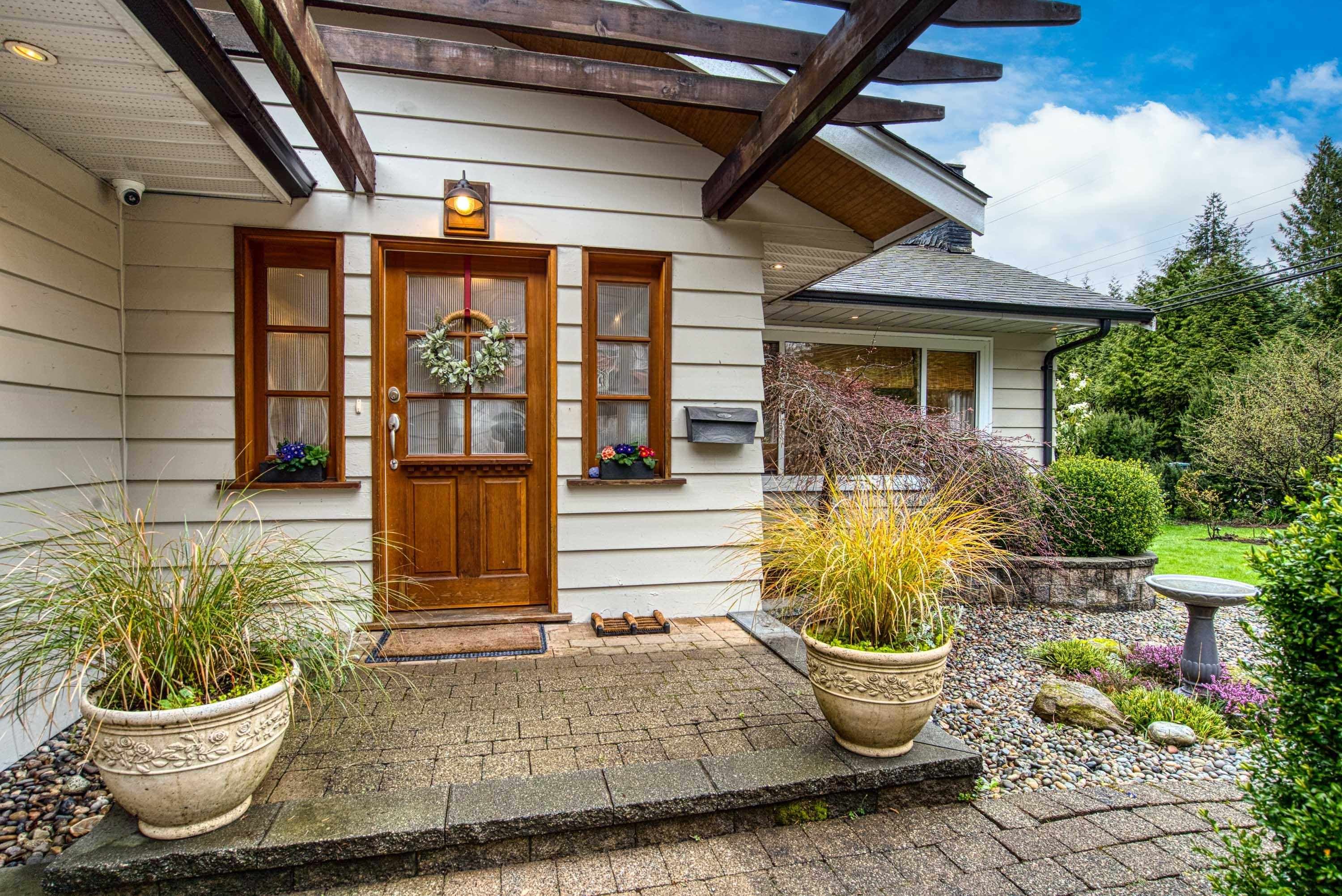 1335 Ridgewood Drive, North Vancouver, V7R 1J4 — photo 3