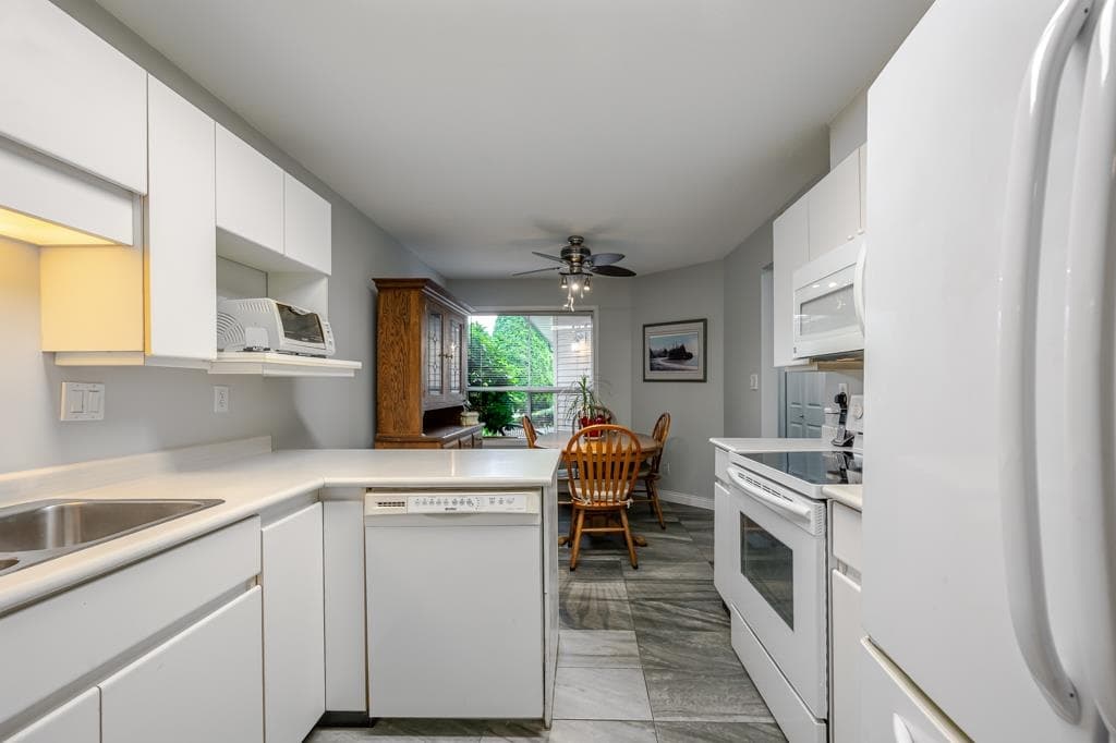 112 - 10250 155a Street, Surrey, V3R 4K5 — photo 5