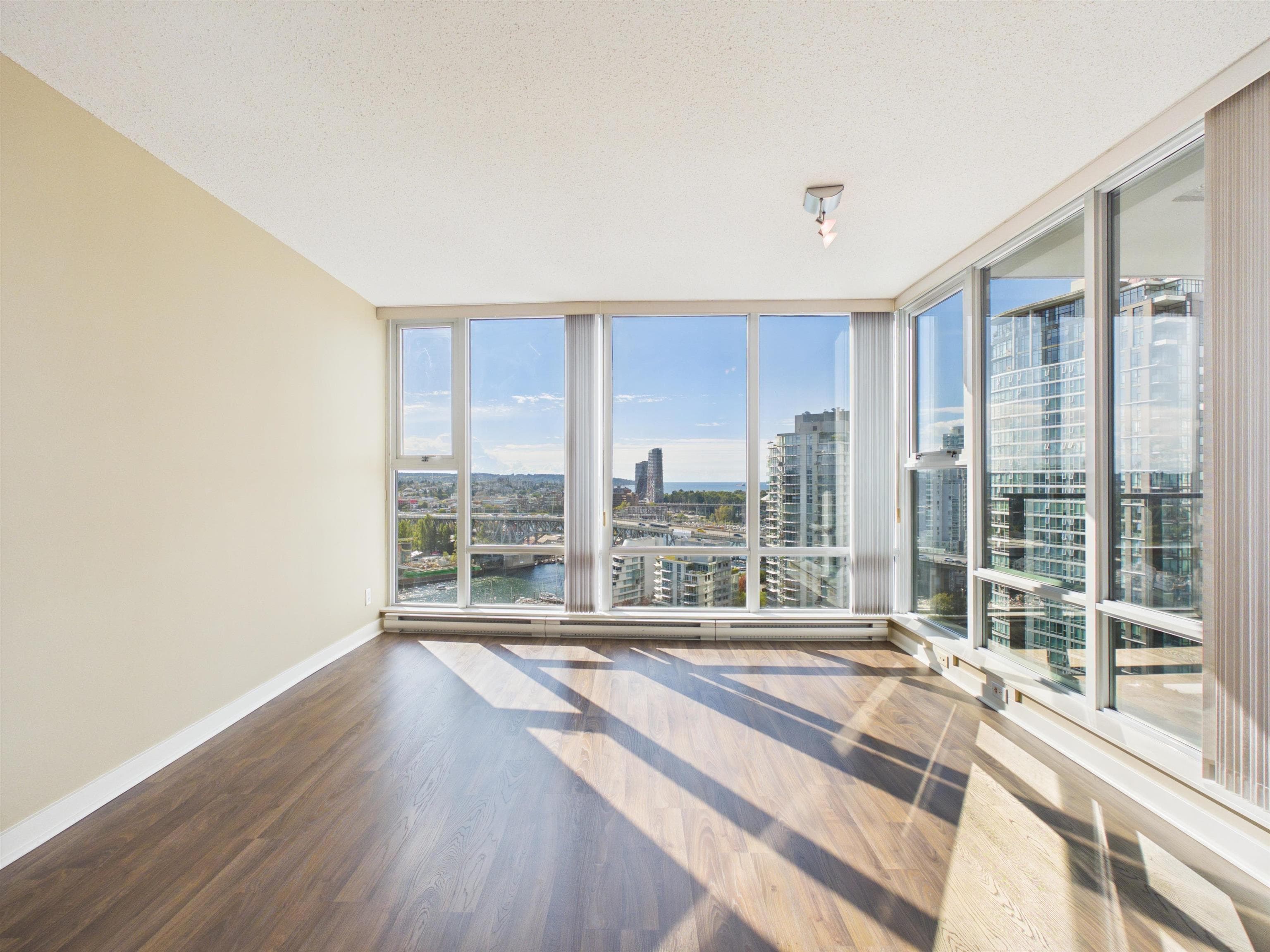 2505 455 Beach Crescent, Vancouver, V6Z 3E5 — photo 4