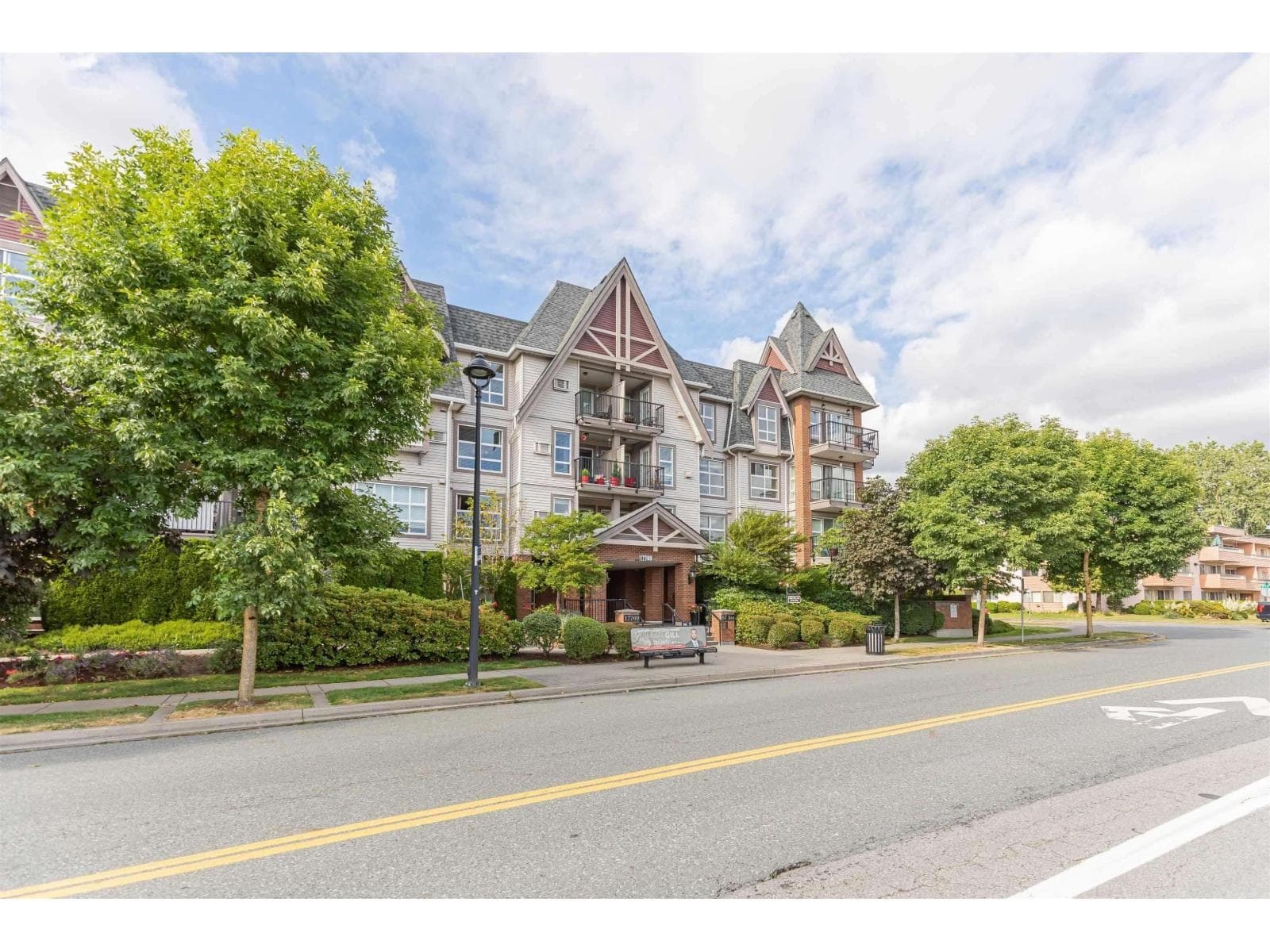 201 - 17769 57 Avenue, Surrey