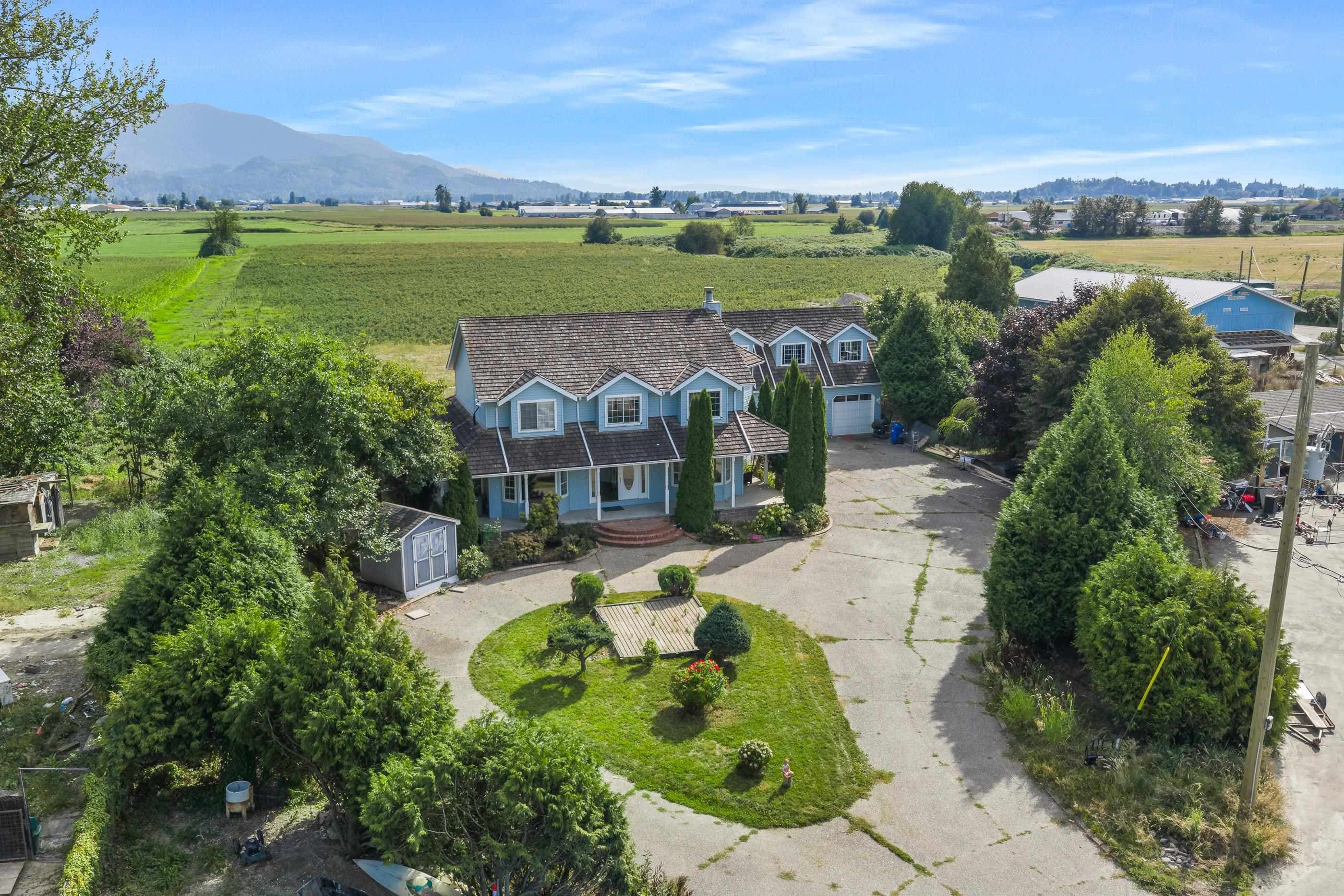 35826 South Parallel Road, Abbotsford, V3G 2K4 — photo 5