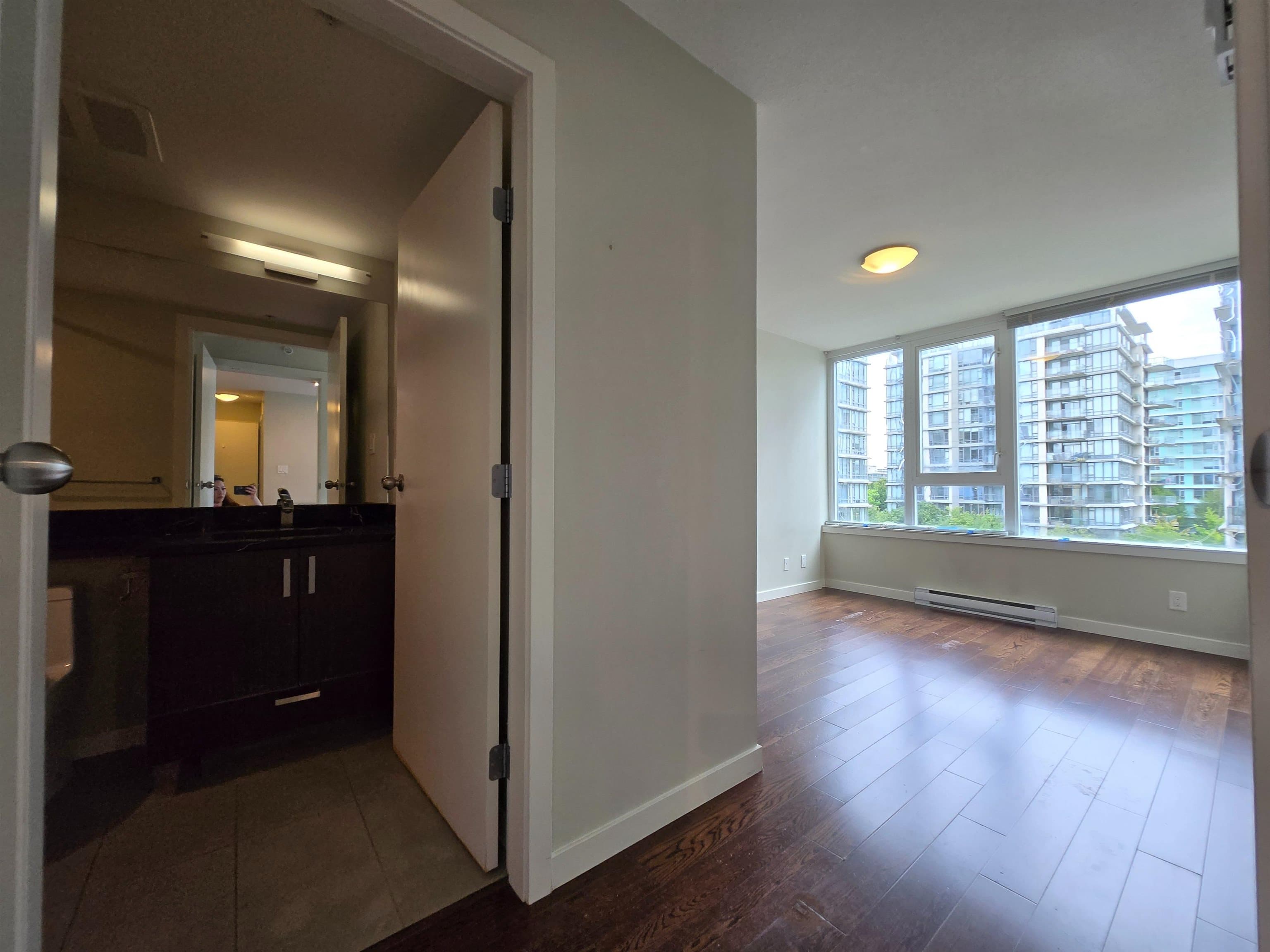 8XX - 7117 Elmbridge Way, Richmond, V6X 0J2 — photo 3