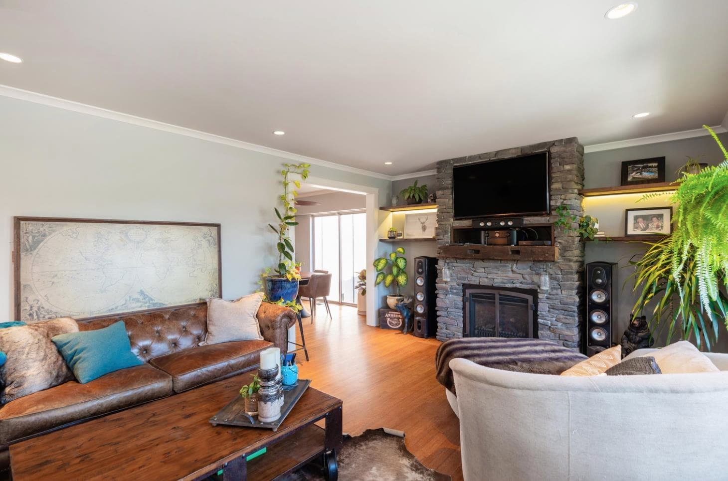1740 Shannon Ct, Coquitlam, V3J 6C6 — photo 5