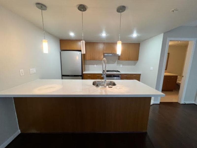 1189 The High, Coquitlam, V3B 0B1 — photo 3