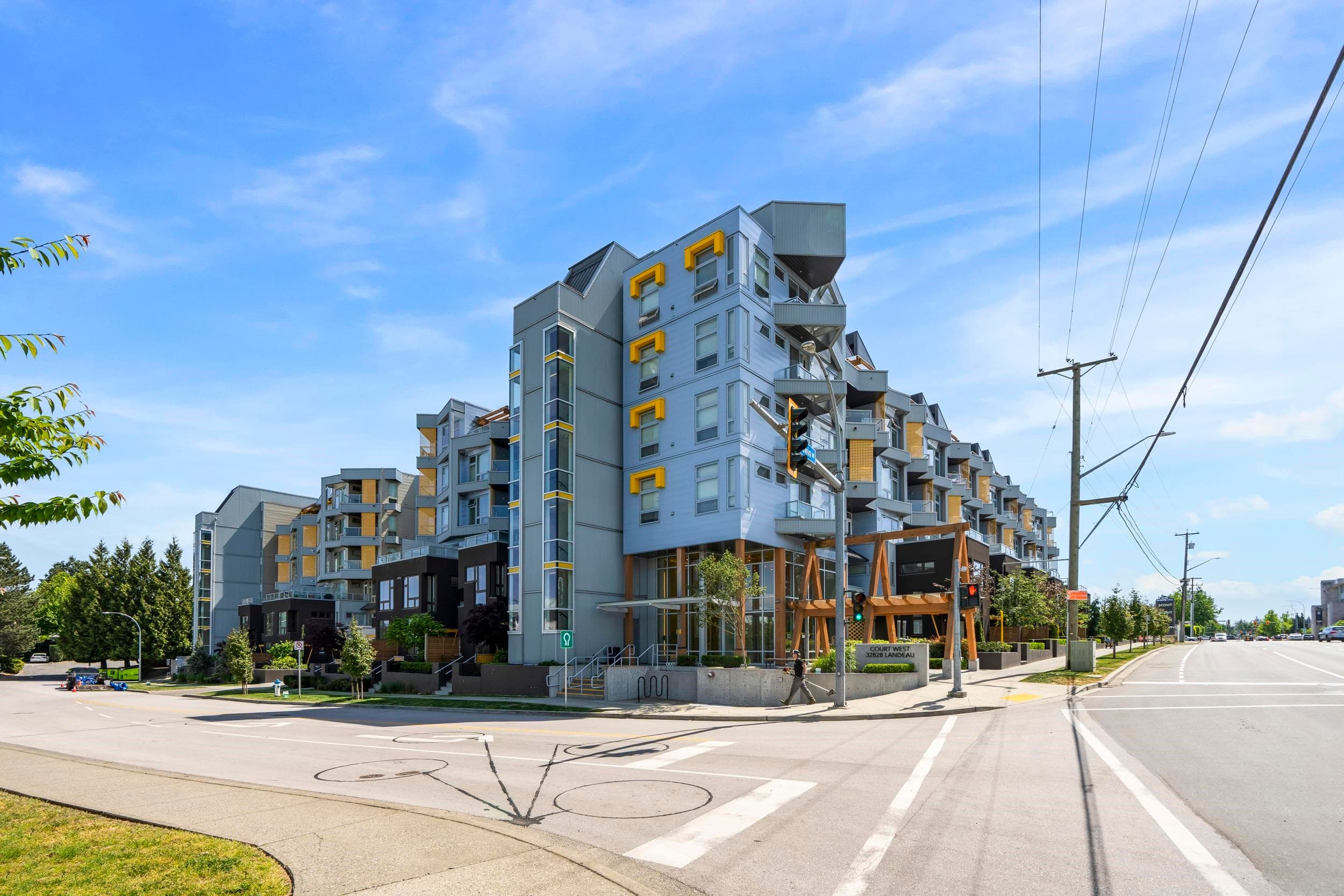407 - 32838 Landeau Place, Abbotsford, V2S 0M6 — photo 3