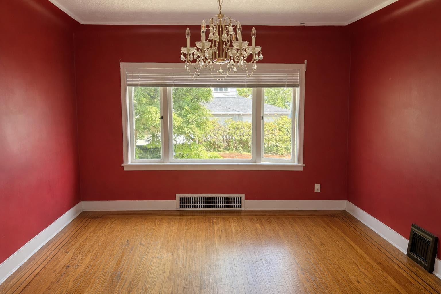 4279 W16th Ave, Vancouver, V6R 3E5 — photo 2