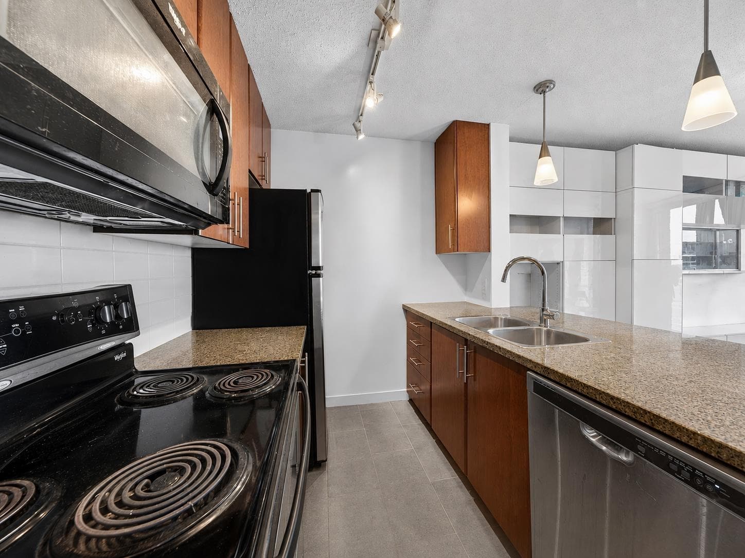2309 - 688 Abbott Street, Vancouver, V6B 0B9 — photo 3