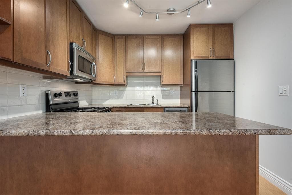 401 - 2920 Ash Street, Vancouver, V5Z 4A6 — photo 4