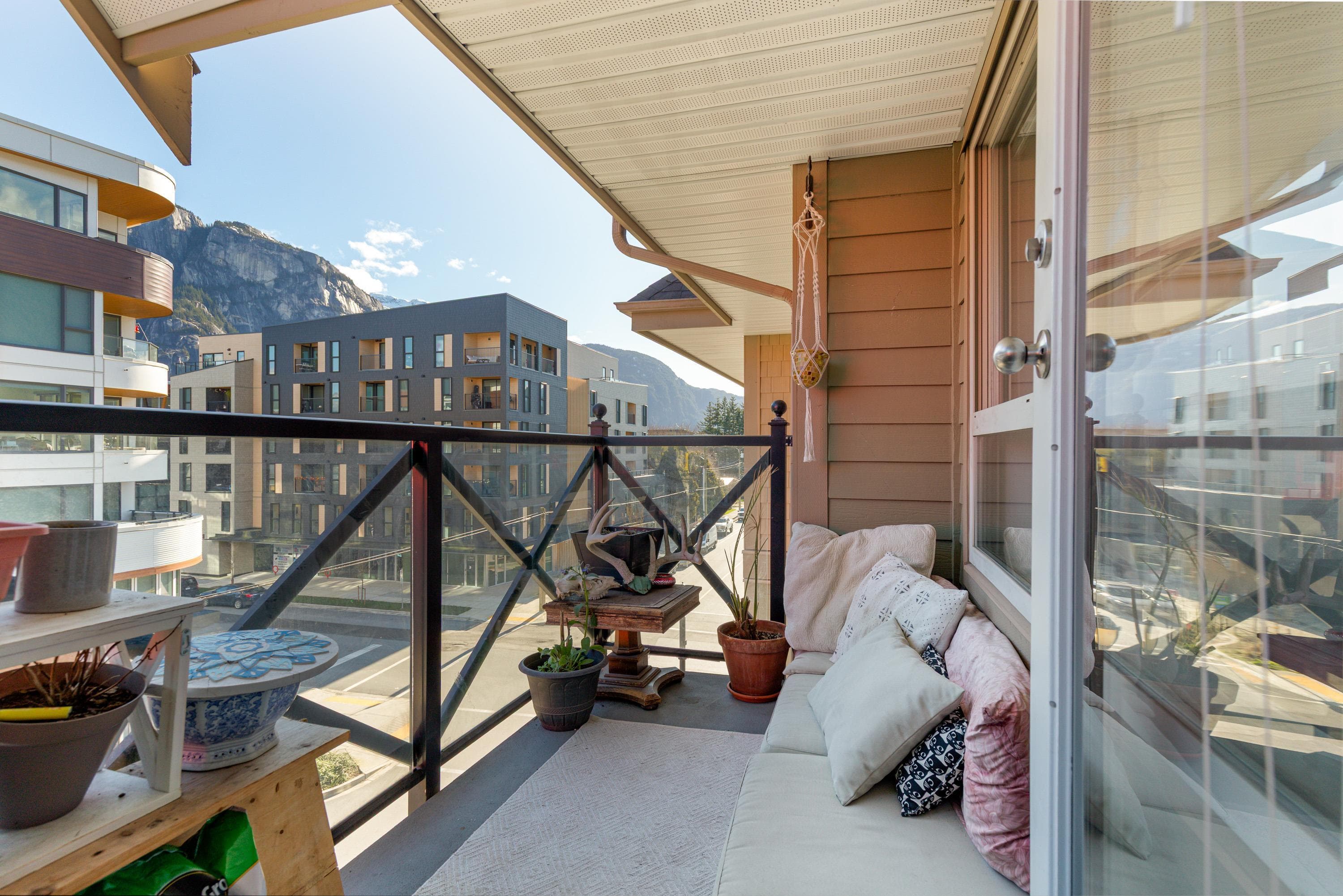 313 - 38003 Second Avenue, Squamish, V8B 0C4 — photo 3