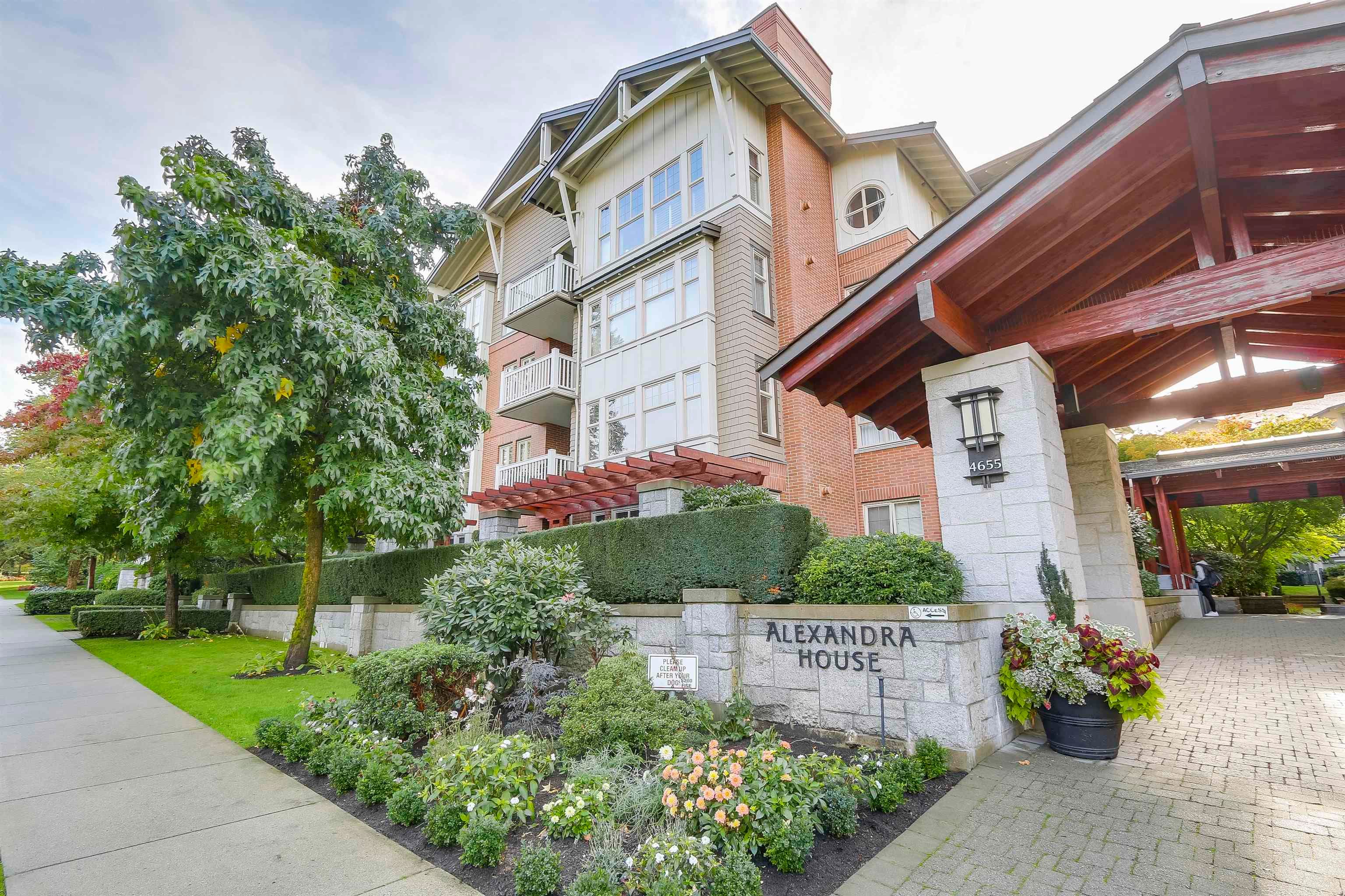 1416 - 4655 Valley Drive, Vancouver