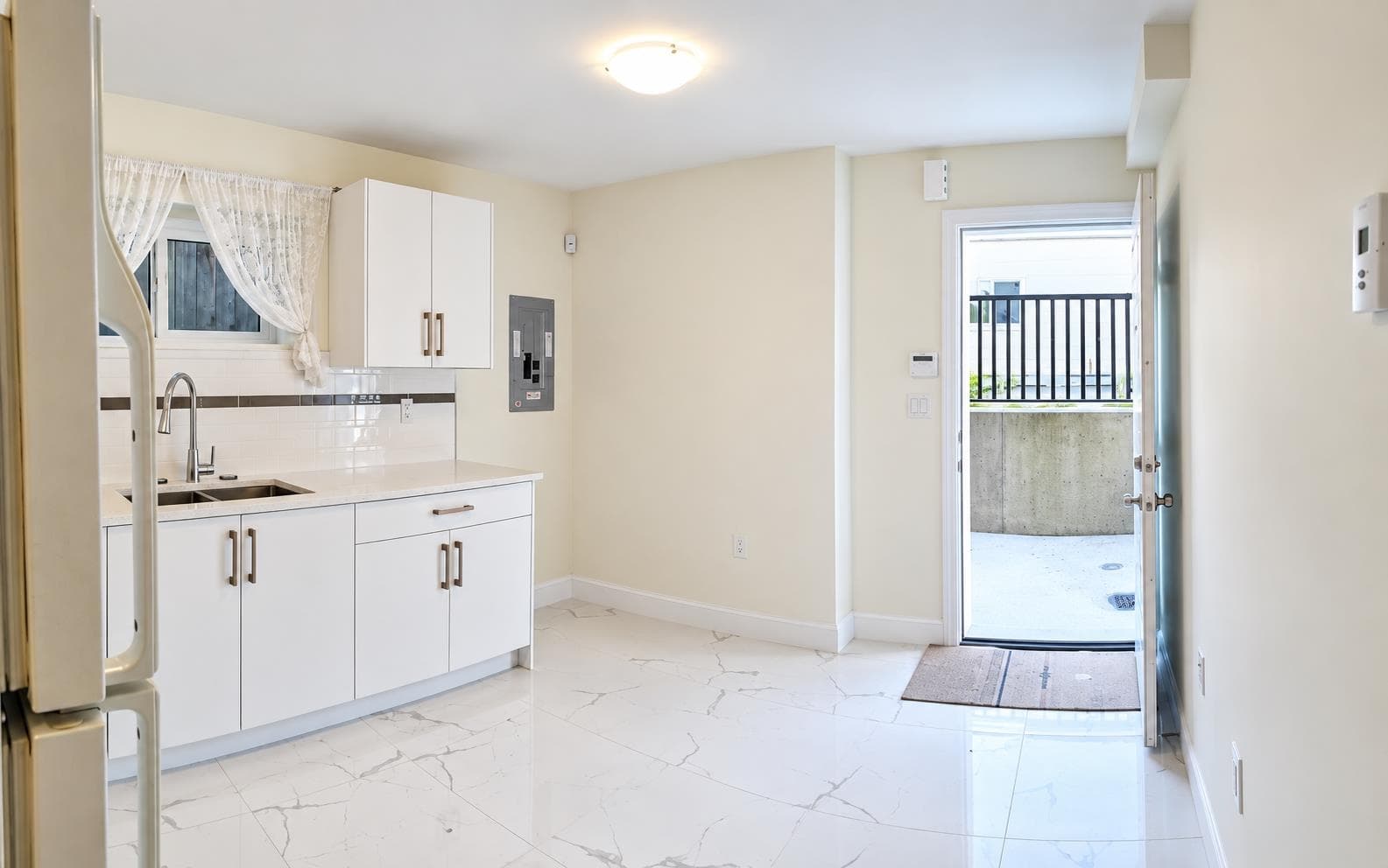 8221 Fremlin Street, Vancouver, V6P 3W9 — photo 5
