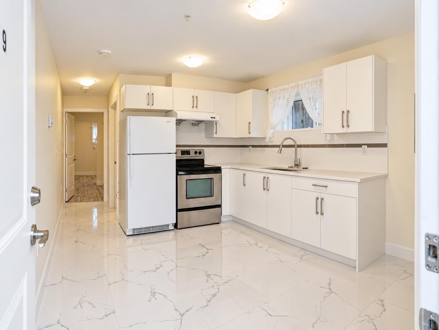 8221 Fremlin Street, Vancouver, V6P 3W9 — photo 4
