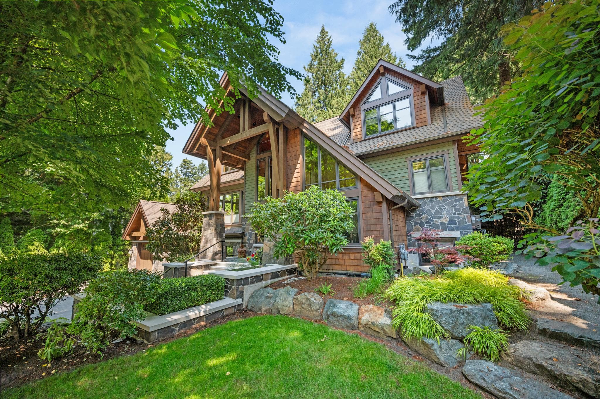 2650 Dogwood Drive, Surrey, V4A 3K5 — photo 2