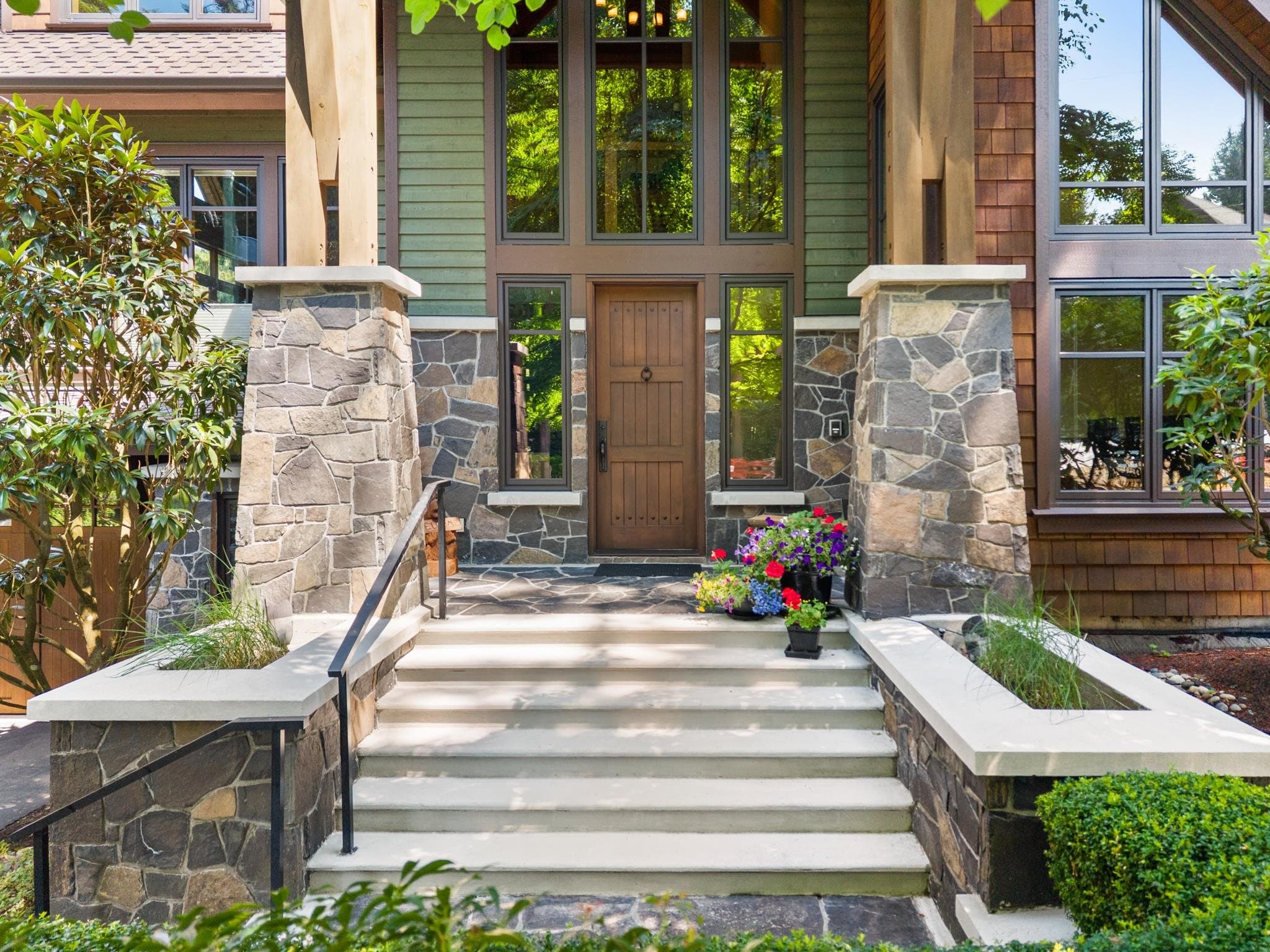 2650 Dogwood Drive, Surrey, V4A 3K5 — photo 3