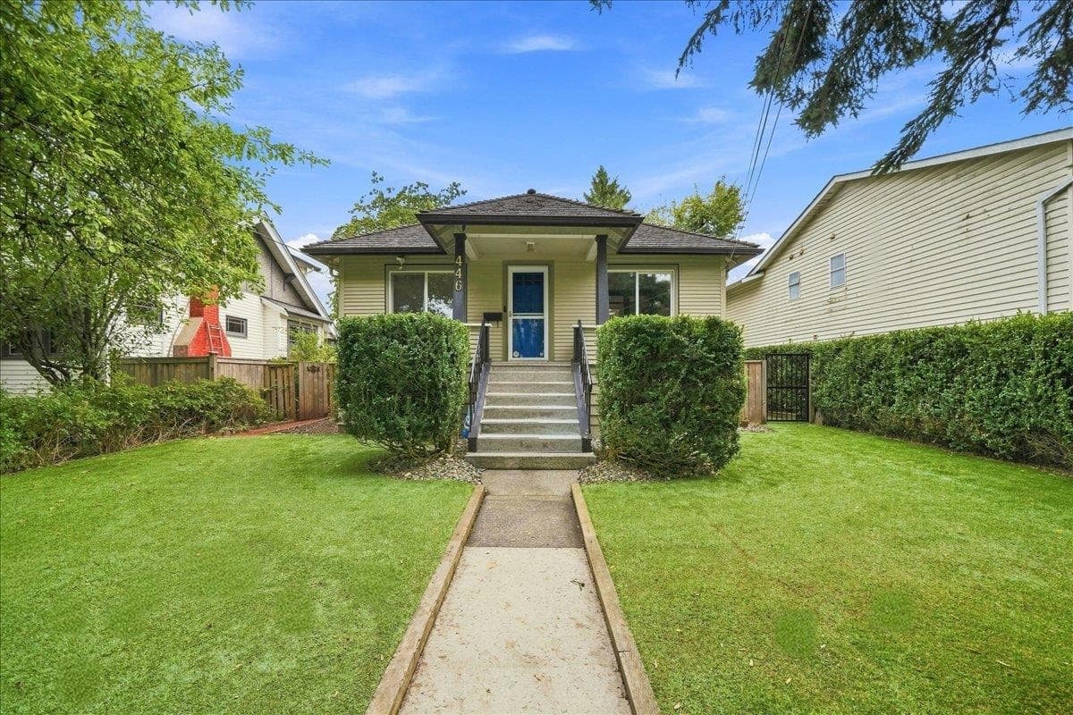 446 Kelly Street, New Westminster, V3L 3T9 — photo 2