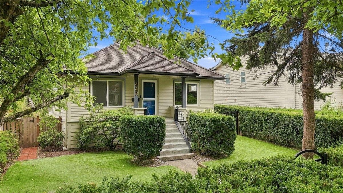 446 Kelly Street, New Westminster, V3L 3T9 — photo 1
