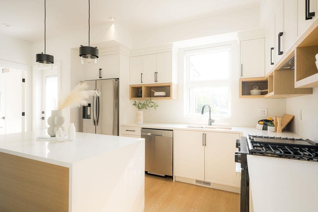 2 - 7540 Briskham Street, Mission, V2V 3L8 — photo 1