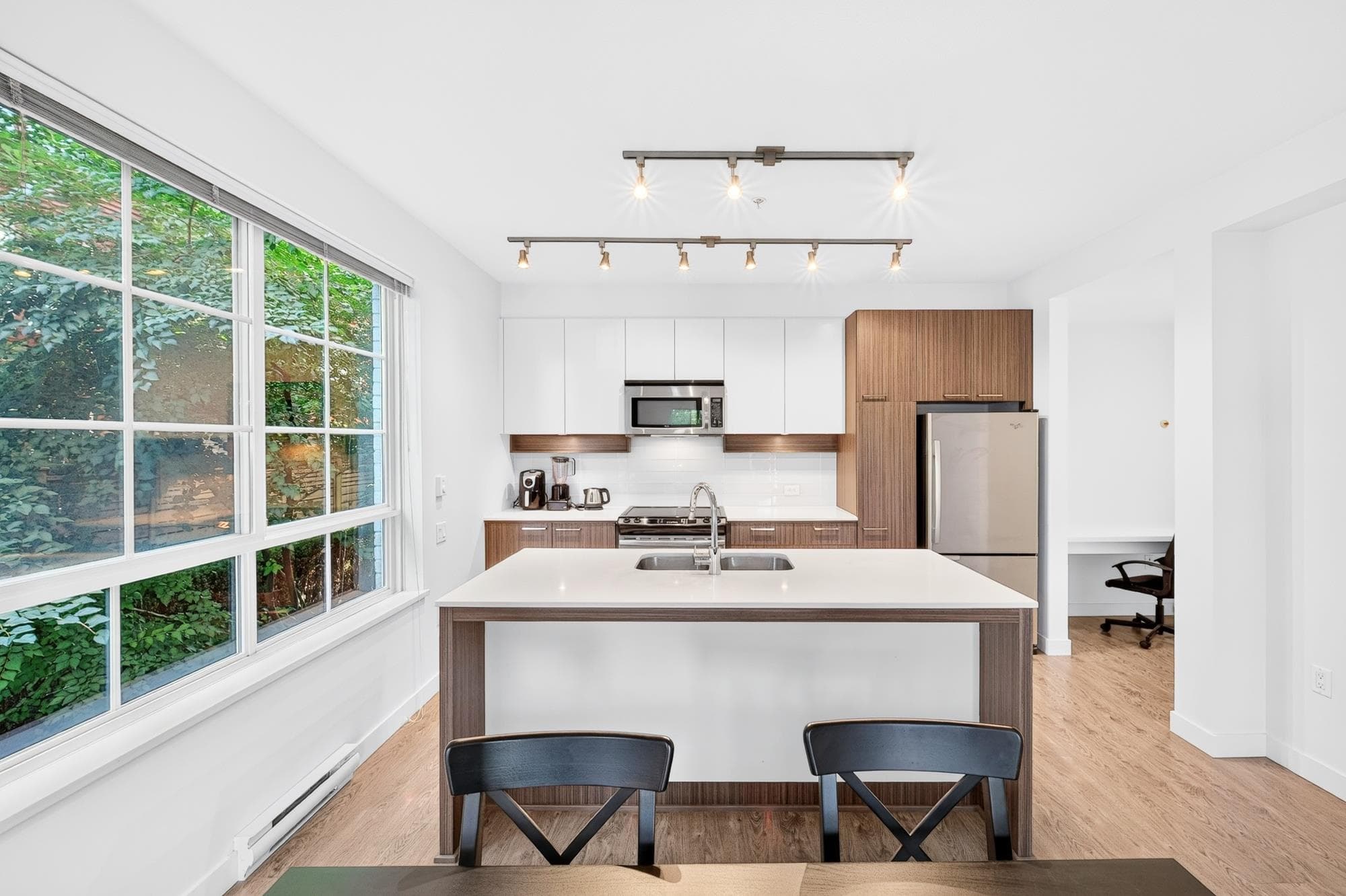 203 - 608 Como Lake Avenue, Coquitlam, V3J 0B2 — photo 1